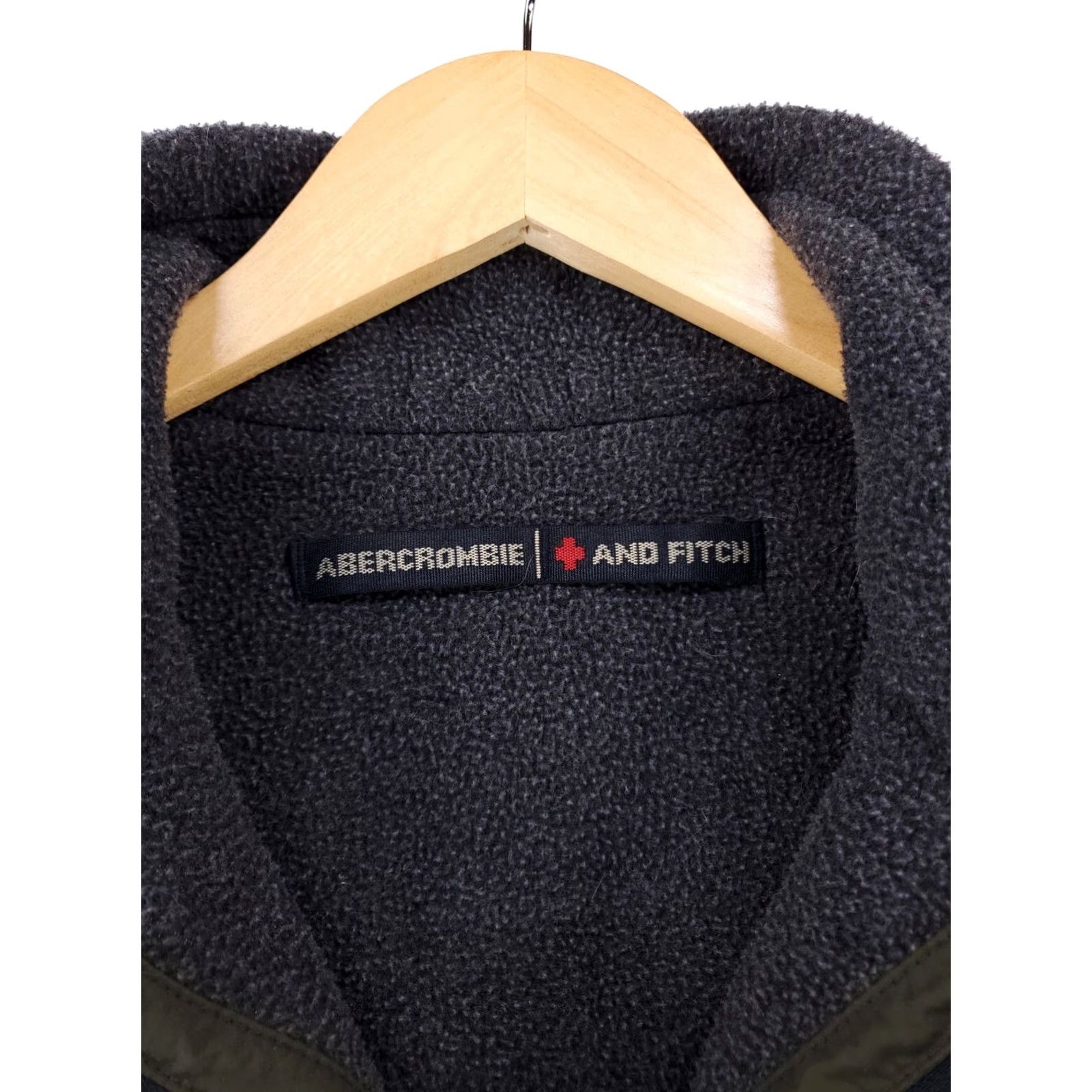 Abercrombie & Fitch Abercrombie & Fitch A&F Full Zip Vest Fleece Lined Green Mens L Vest Windbreaker Lined Polyester Men Green Size US L / EU 52-54 / 3 - 3 Thumbnail