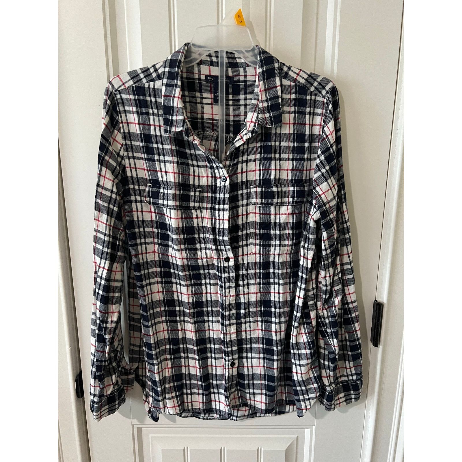 Gap GAP Women's Button Down Long Sleeve Boyfriend Flannel Shirt Size S / US 4 / IT 40 - 3 Thumbnail