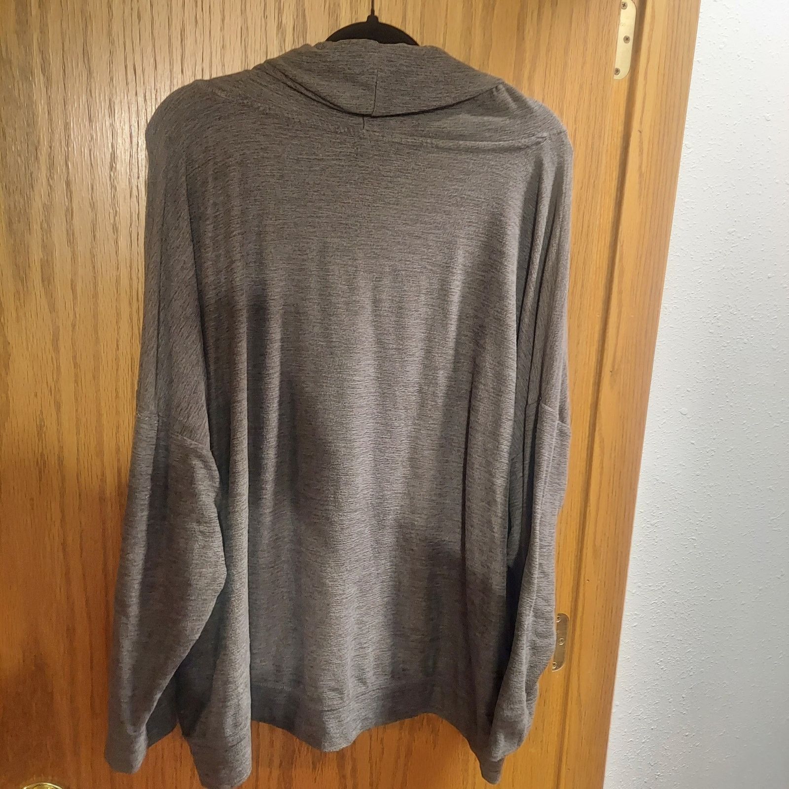 & Other Stories Maurices Gray swoop neck sweatshirt 4x soft Size 4XL / US 24-26 - 6 Thumbnail