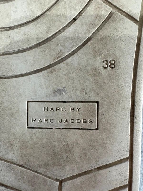 Marc by Marc Jacobs Marc by Marc Jacobs Glazed High Top Sneaker Leather size 38 Size US 8 / IT 38 - 12 Thumbnail