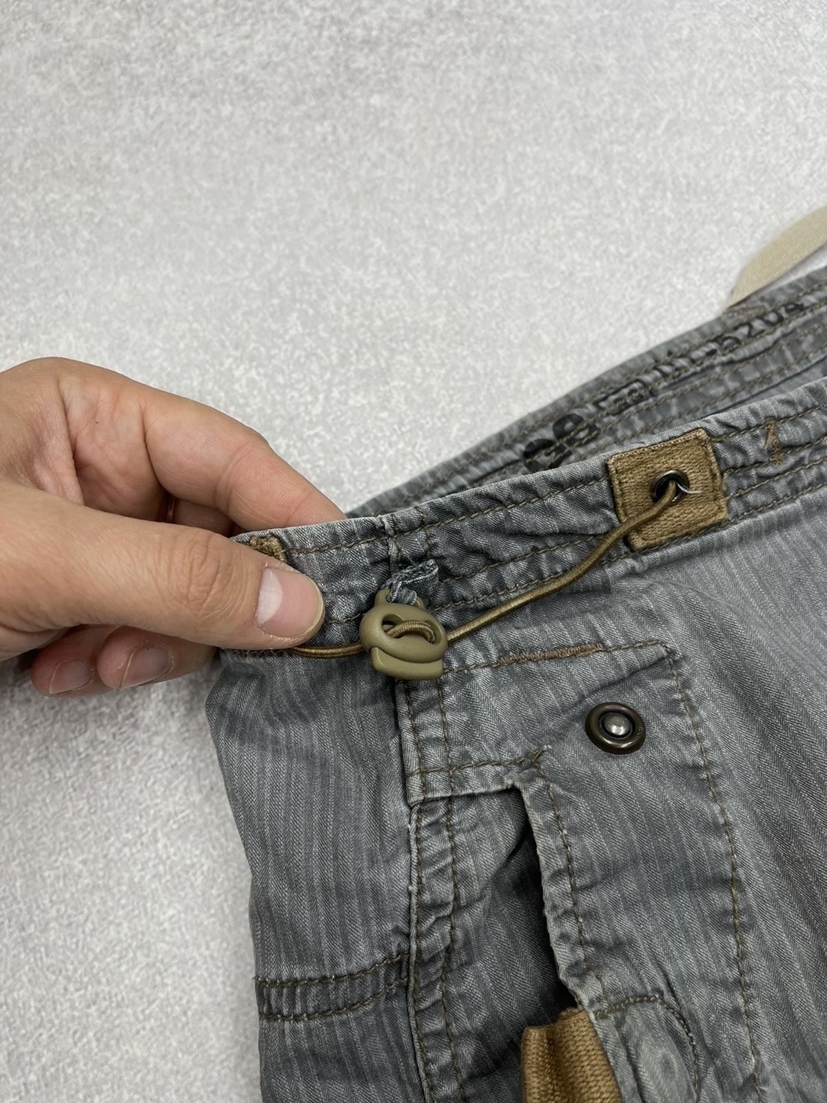 G-Star Vintage G-Star Raw New Desert Shorts Grey Y2K Size US 32 / EU 48 - 9 Thumbnail