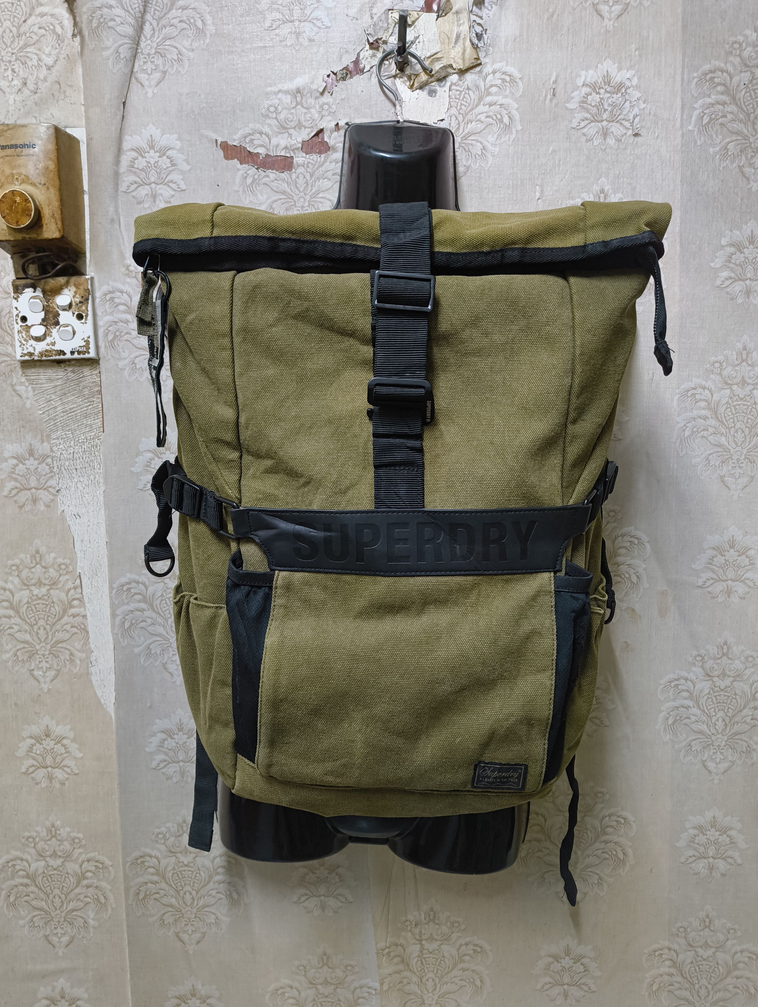 Superdry Vintage Superdry Rolltop Traveler Bagpack Size ONE SIZE - 1 Thumbnail
