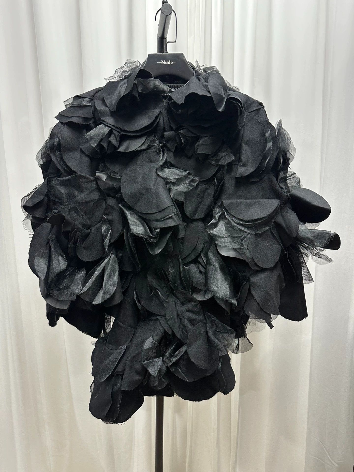Junya Watanabe Junya Watanabe 14aw Runway Irreg Cape XS Multi-Mat Heavy Size XS / US 0-2 / IT 36-38 - 2 Thumbnail