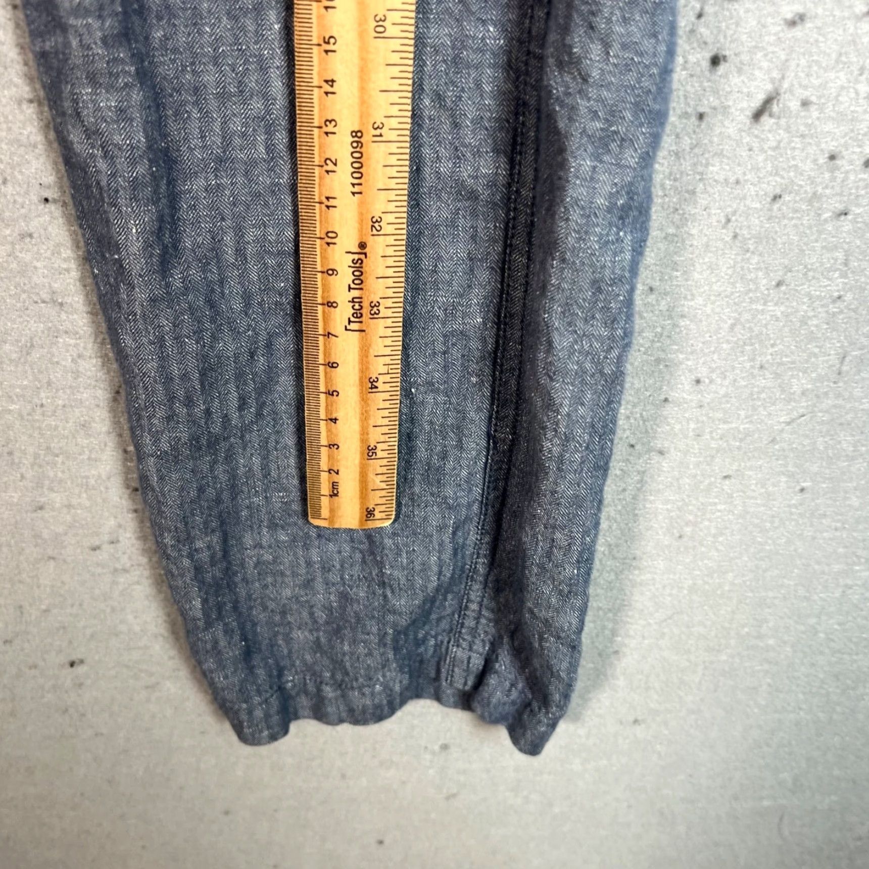Vintage VINTAGE Frank & Oak Rue St-Viateur Mens Small Chambray Pants Cotton Blend Blue Chino Flat Front Tapered 34in Waist 32in Inseam Mens Size US 29 - 6 Thumbnail