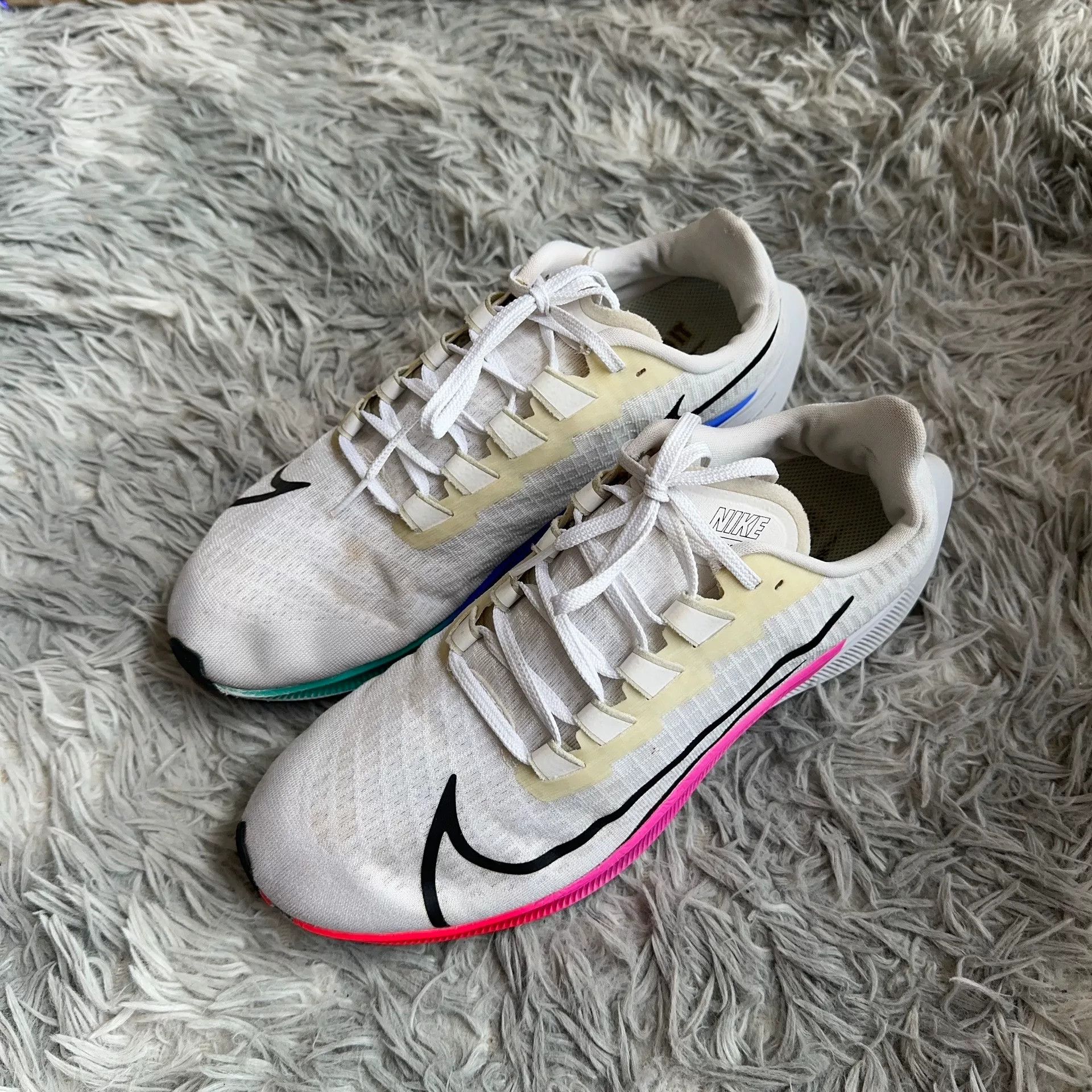 Other Running Rainbow Multi Lowtop Sneakers 37 Men Size US 5 / EU 37 - 1 Thumbnail