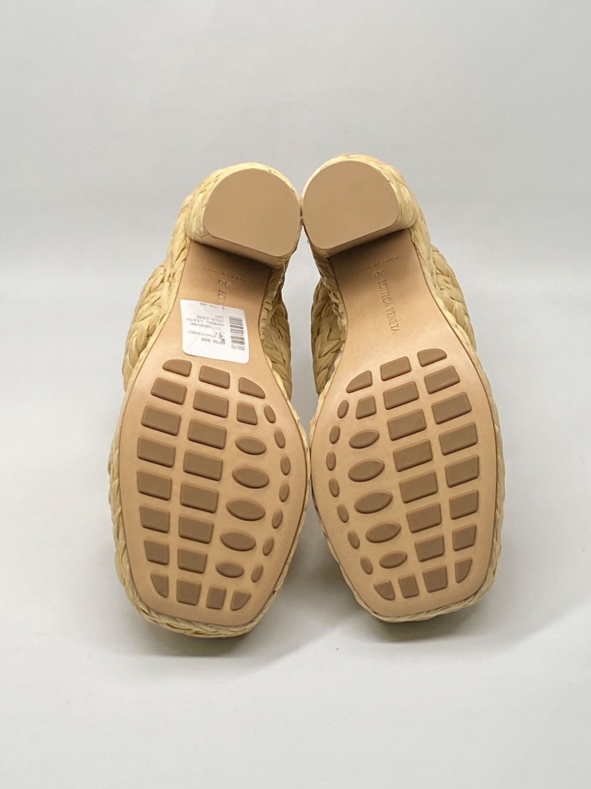 Bottega Veneta Bottega Veneta Trinity Weave Raffia Platform Sandals size 38 Size US 8 / IT 38 - 14 Thumbnail