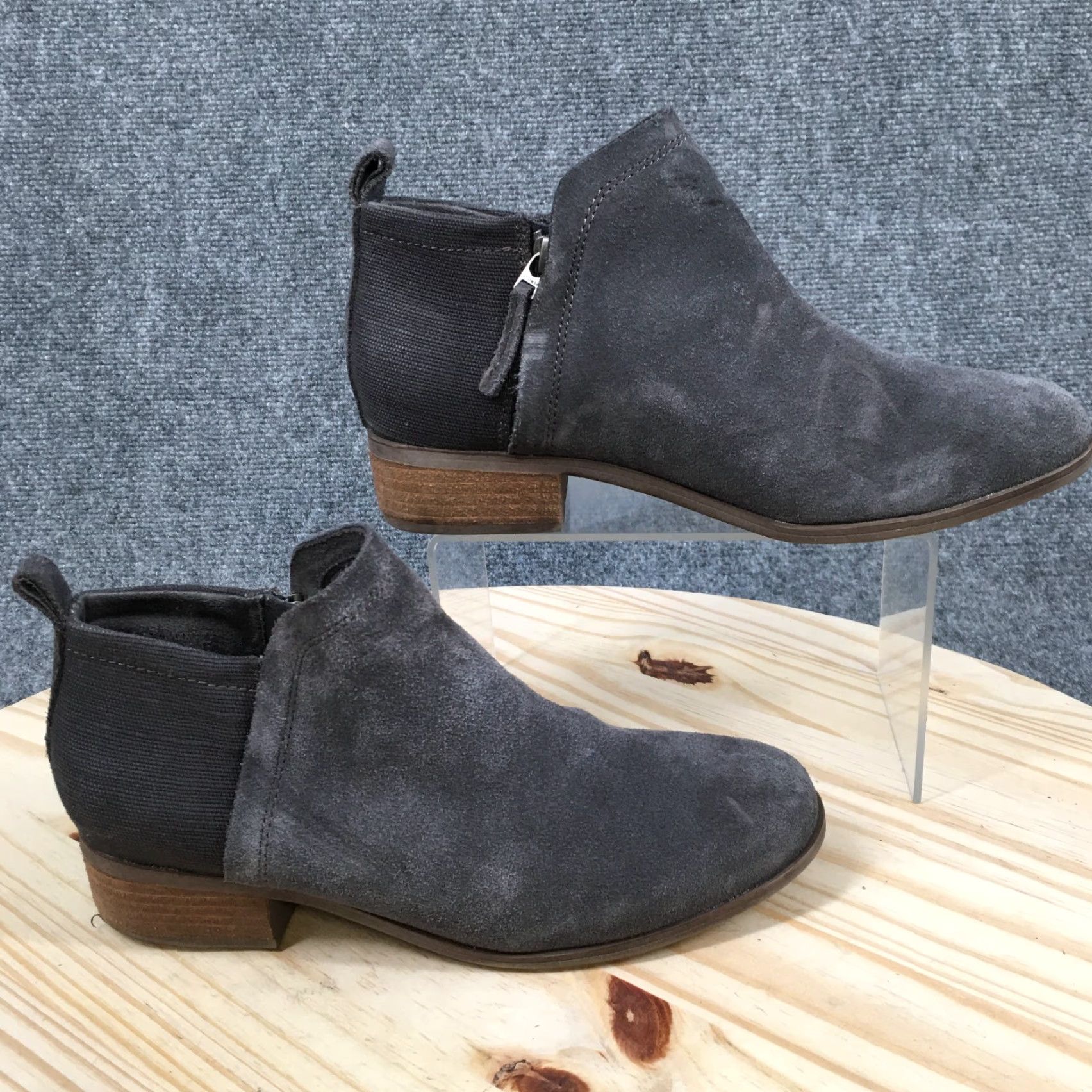 Toms TOMS Boots Womens 8 Gray Deia Ankle Booties Suede Heels Zip Casual Boots Gray 8 Shoes Women Modern Classic Size US 8 / IT 38 - 2 Thumbnail