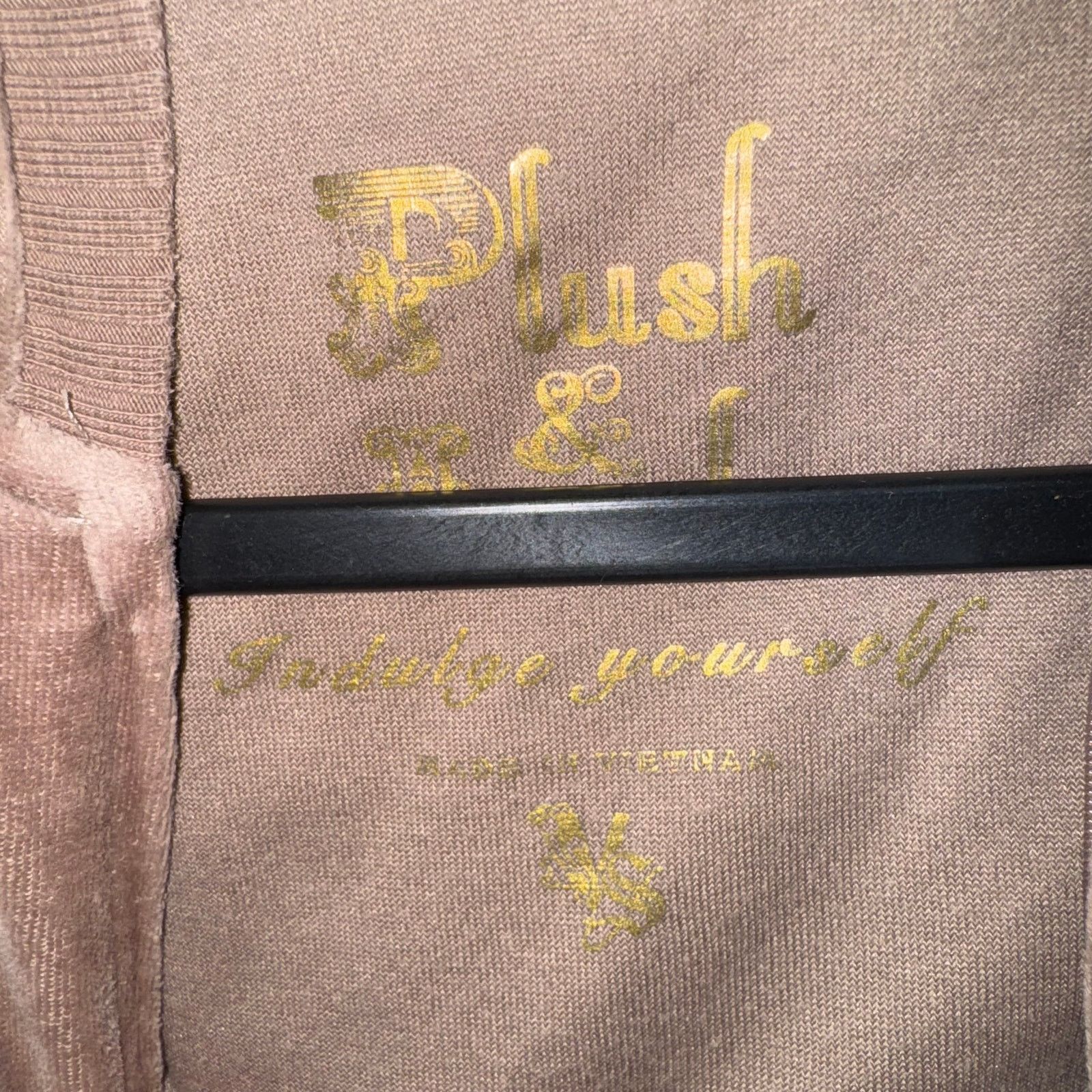 Juicy Couture Vintage Y2K plush juicy velour style 2000s femme zip hoodie Size S / US 4 / IT 40 - 3 Thumbnail