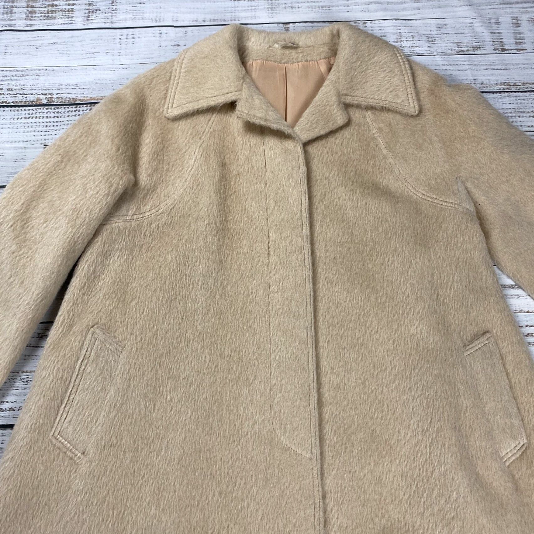Sears VINTAGE 1970s Sears Women's Coat Mohair Beige Long Formal M/L Made in England Size M / US 6-8 / IT 42-44 - 2 Thumbnail