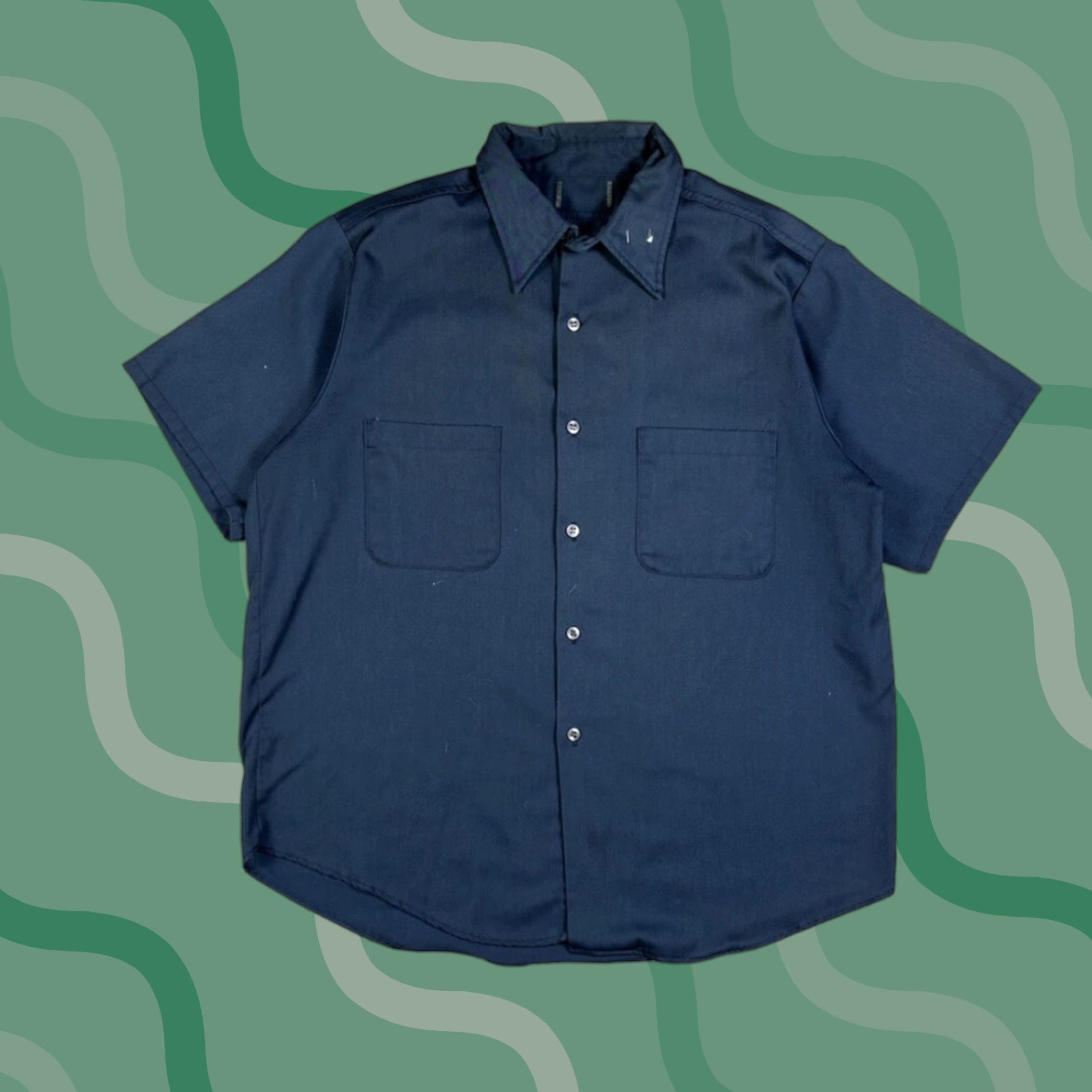 Vintage VINTAGE Blue Workwear Button-Down Shirt XL Men's Short Sleeve Cotton Button-Up Solid 80s 90s Retro Easy Care Breathable Size US XL / EU 56 / 4 - 1 Thumbnail
