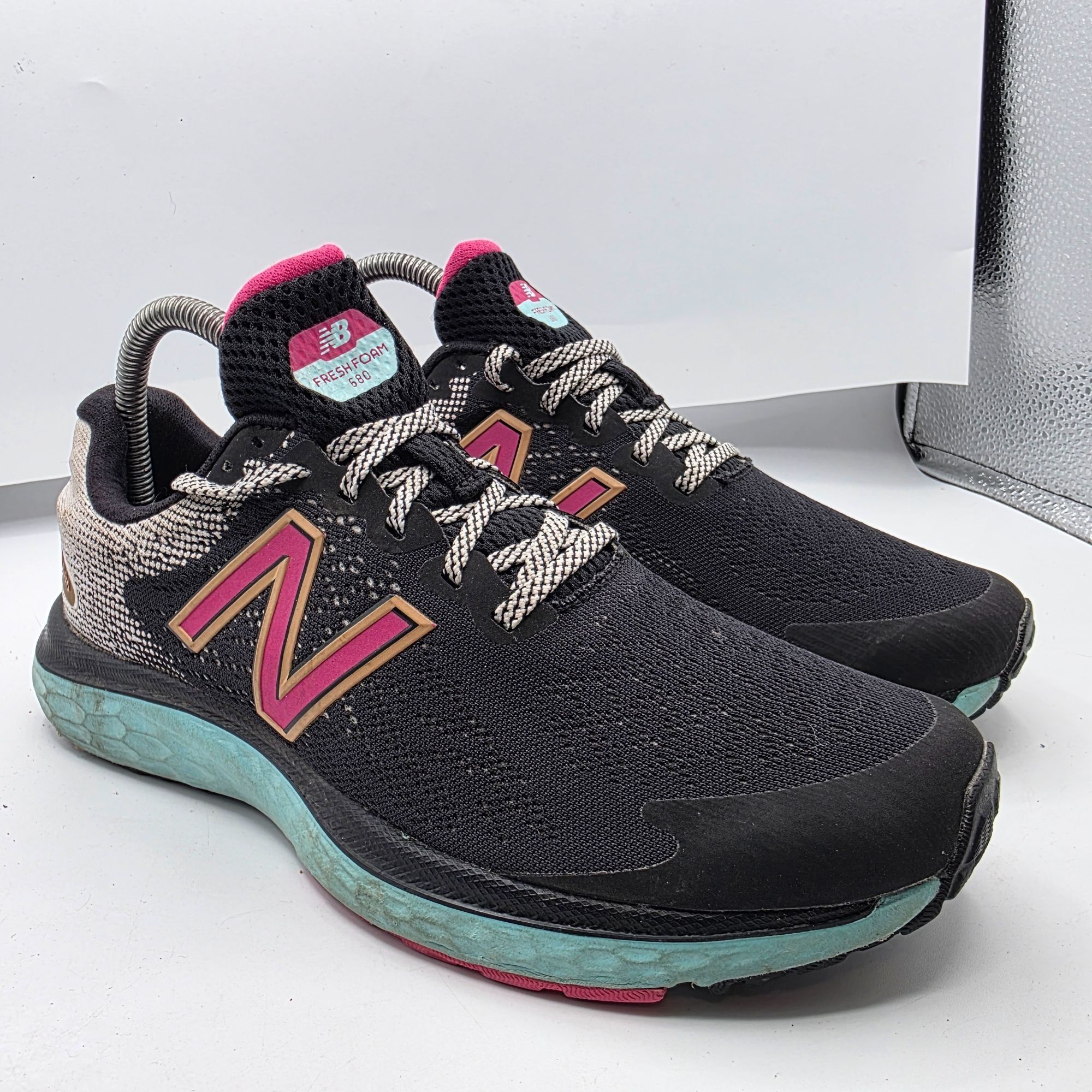 New Balance New Balance Fresh Foam 680v7 Womens 8.5 Black Pink Athletic Size US 8.5 / IT 38.5 - 1 Thumbnail