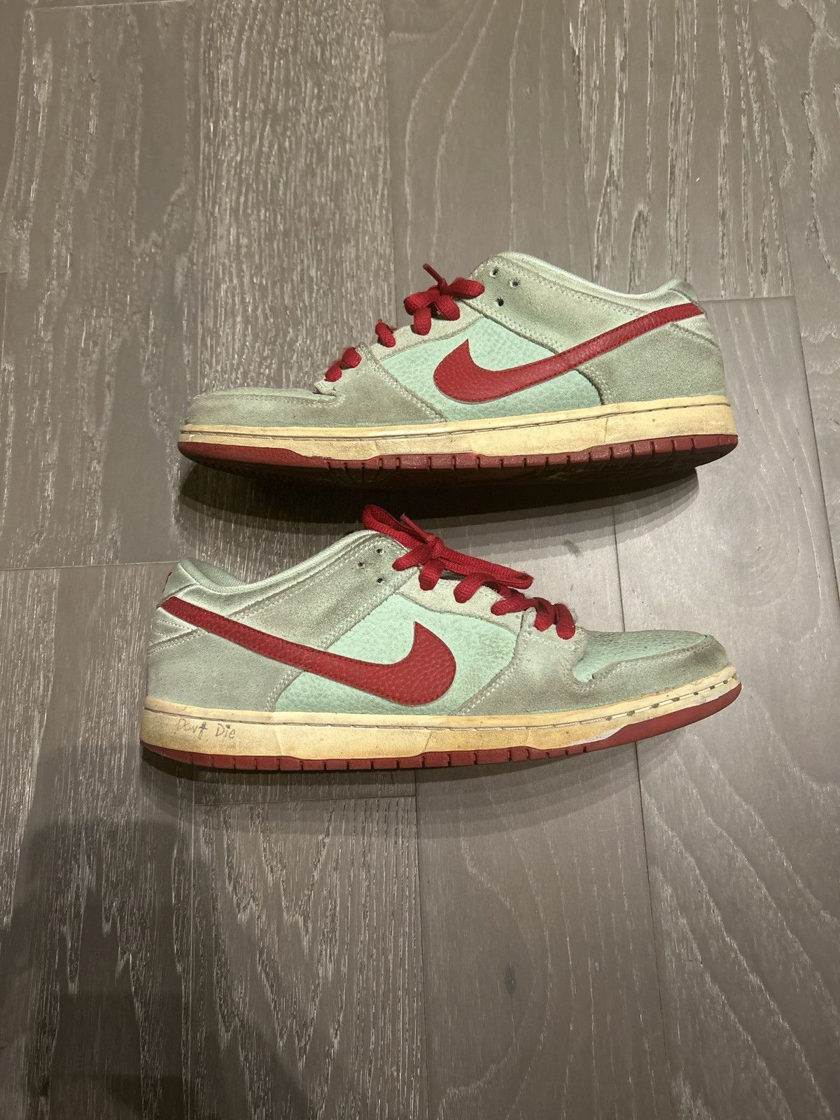Nike SB Nike SB “Mint red” Size US 11 / EU 44 - 1 Thumbnail