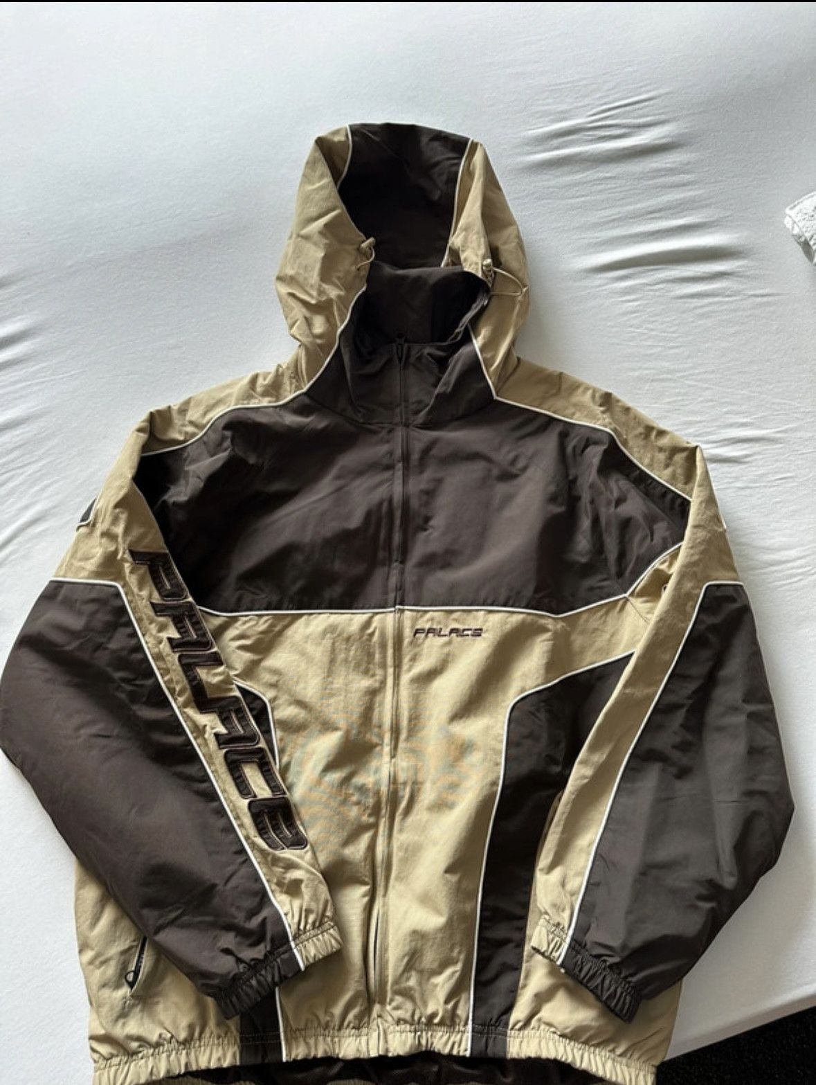 PALACE Piped Shell Pullover Black Size L Palace piped hooded shell