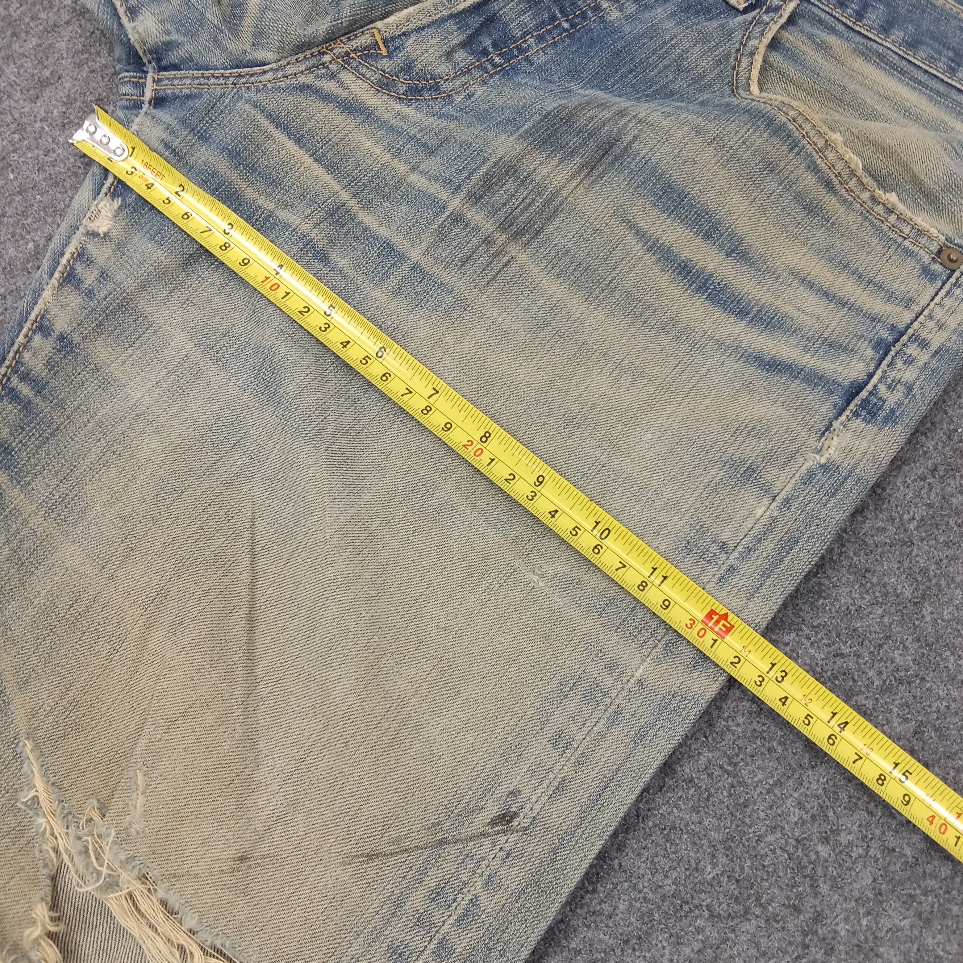 Levi's Levi's 501 Distressed Style Grunge Denim Jeans C258N22 Size US 31 - 11 Thumbnail