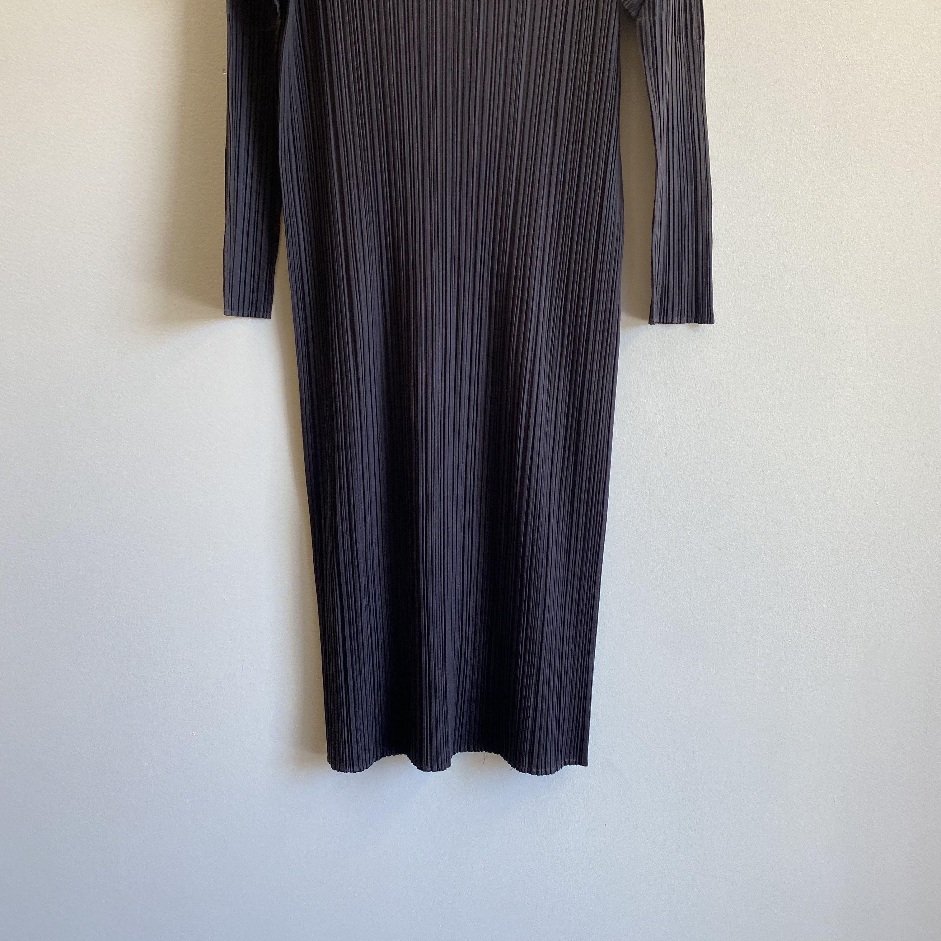 Pleats Please Issey Miyake Issey Miyake Pleats Please Cut Mock Neck Dress Size M / US 6-8 / IT 42-44 - 3 Thumbnail
