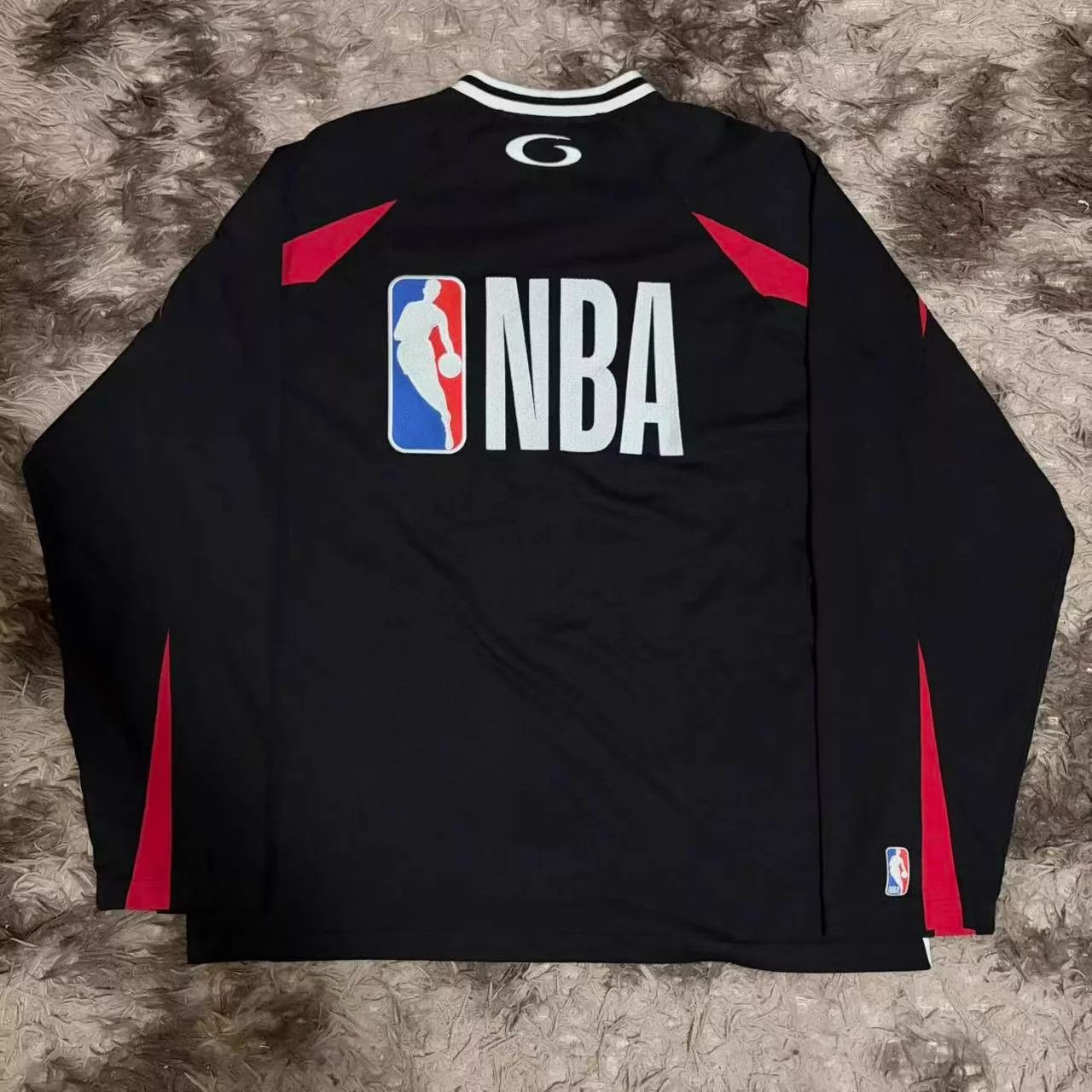 Balenciaga Balenciaga x NBA Black Red Oversized Long Sleeve Jersey S Size US S / EU 44-46 / 1 - 2 Thumbnail