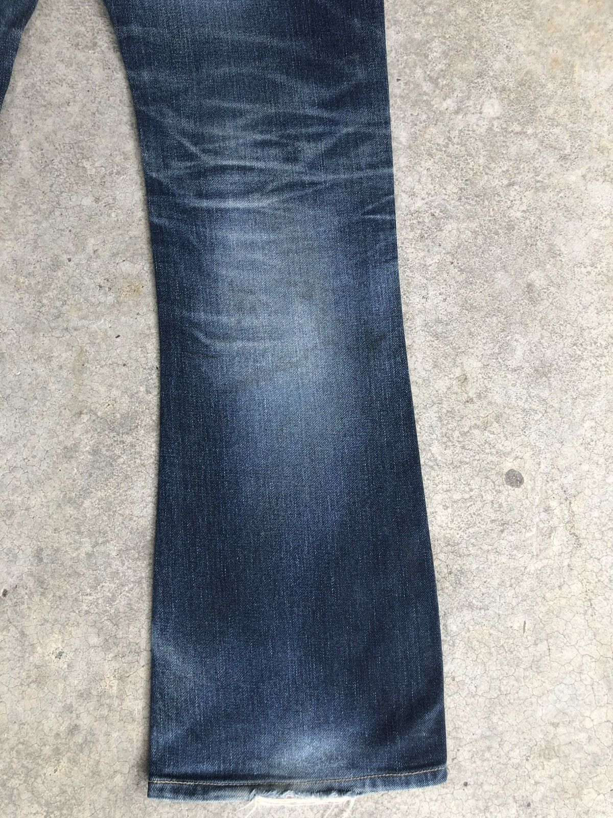 If Six Was Nine Japanese Lee Flared Jeans Distressed Denim Size US 33 - 12 Thumbnail