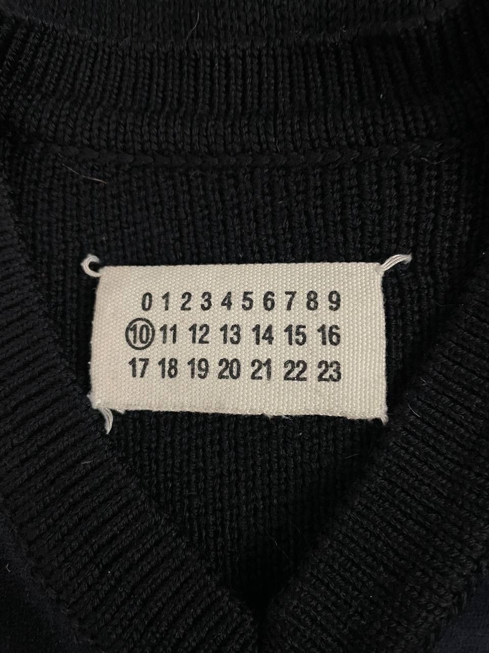 Maison Margiela Maison Margiela Sweater Navy Velour Size US M / EU 48-50 / 2 - 8 Thumbnail