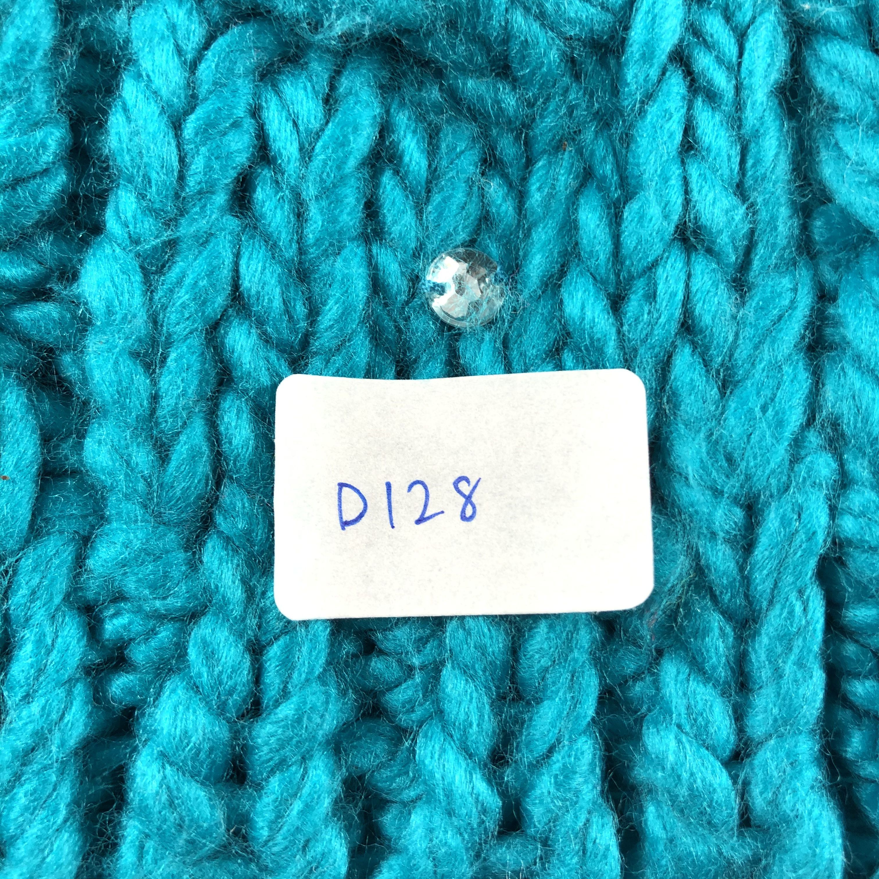 Vintage Roxy Cable Knit Slouchy Beanie Snow Hat Snow Cap -D128 Size ONE SIZE - 8 Thumbnail