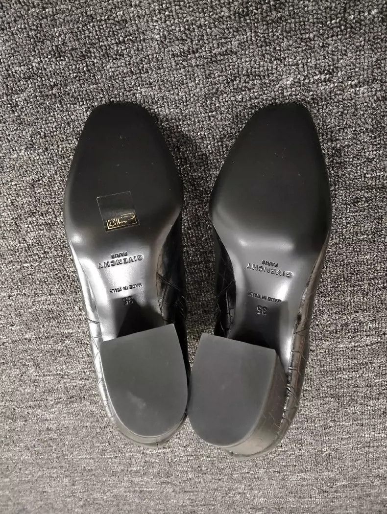 Givenchy Givenchy Ladies' Heel Short Boots Size 35 Size US 4.5 / IT 34.5 - 7 Thumbnail