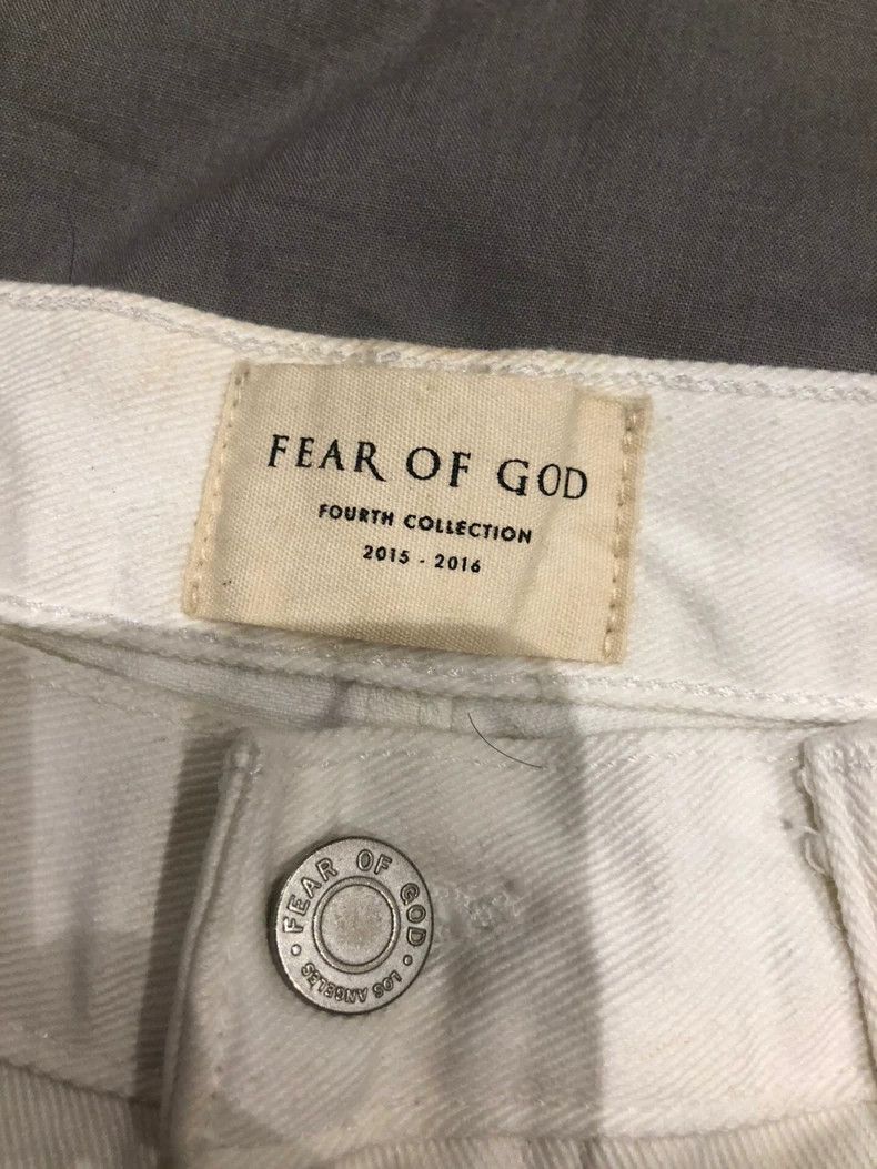 Fear of God Fear of God Ripped white jeans Size US 32 / EU 48 - 6 Thumbnail