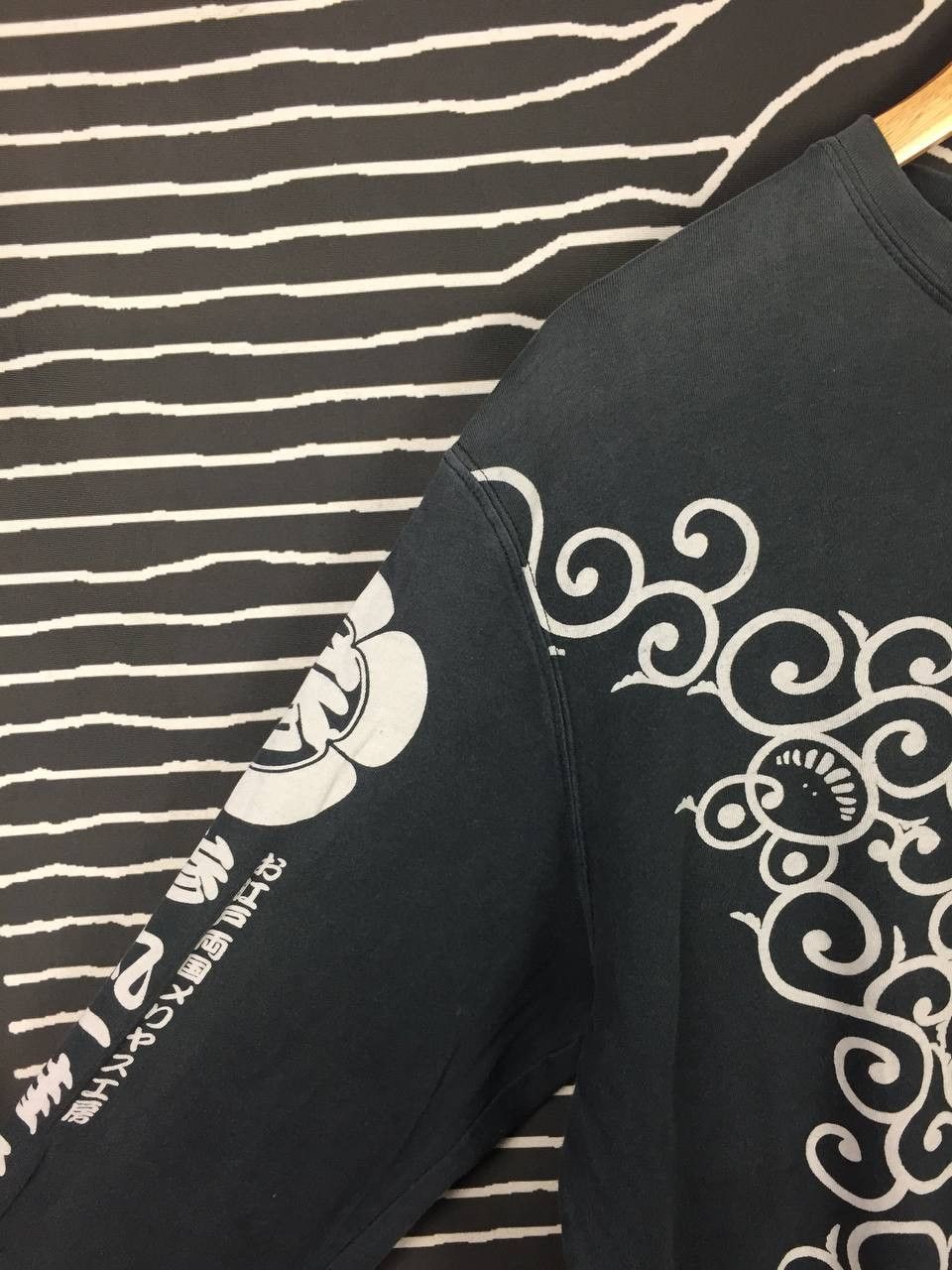 Japanese Brand Sanmaruichi Japanese Art Frog Embroidery Sukajan Tee Size US XL / EU 56 / 4 - 10 Thumbnail