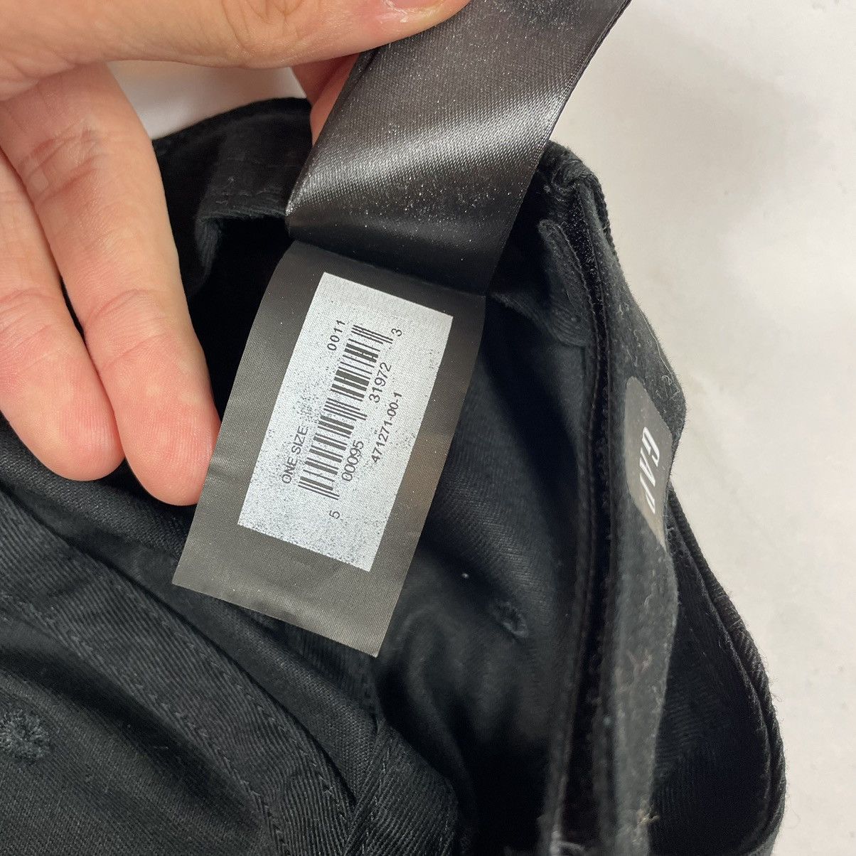 Gap × Kanye West Yeezy X Gap X Balenciaga Black Cap Size ONE SIZE - 4 Thumbnail