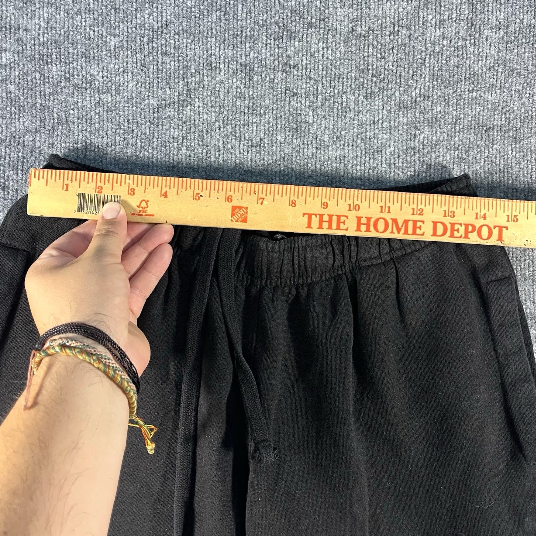 Vintage Taylor Swift The Eras Tour Black Jogger Sweatpants Official Tour Merch Small Women Pants S Black Jogger Activewear Womens Size 28" / US 6 / IT 42 - 4 Thumbnail