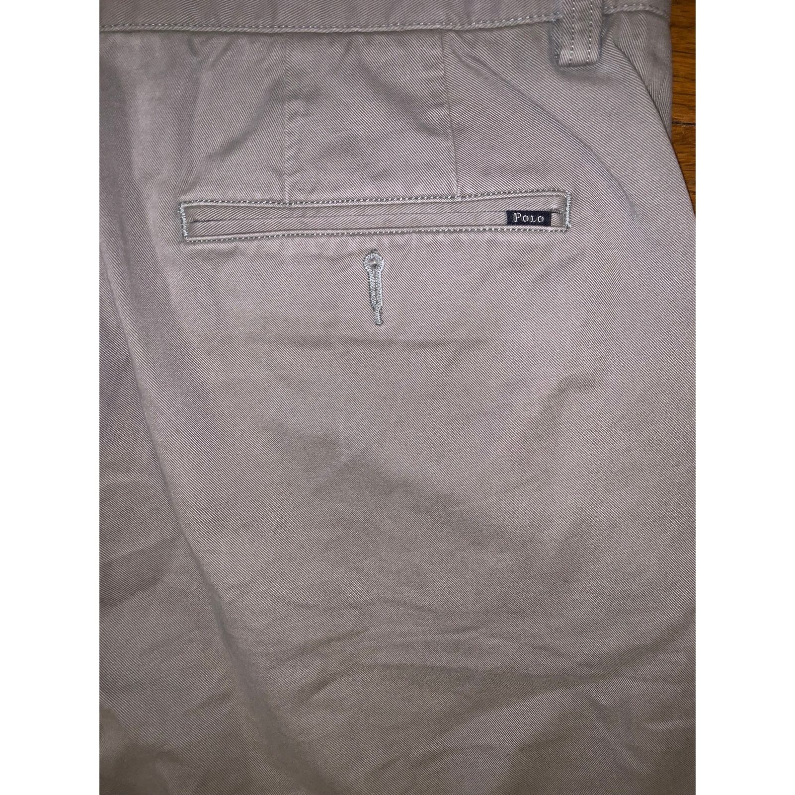 Polo Ralph Lauren Polo Ralph Lauren Light Gray Chino Shorts Men’s Size 34 Size US 34 / EU 50 - 8 Thumbnail