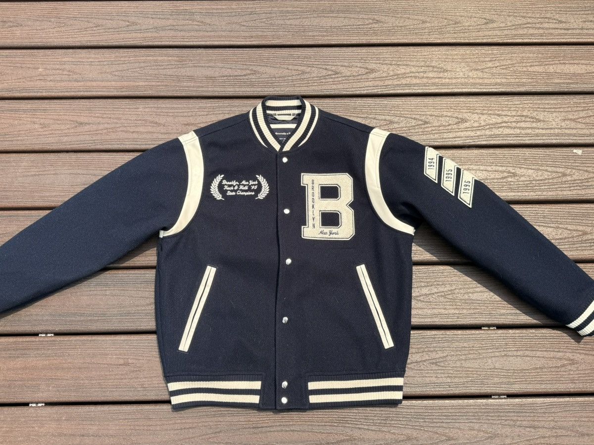 Abercrombie & Fitch Vintage Brooklyn Bomber Varsity Jacket Size US M / EU 48-50 / 2 - 1 Thumbnail