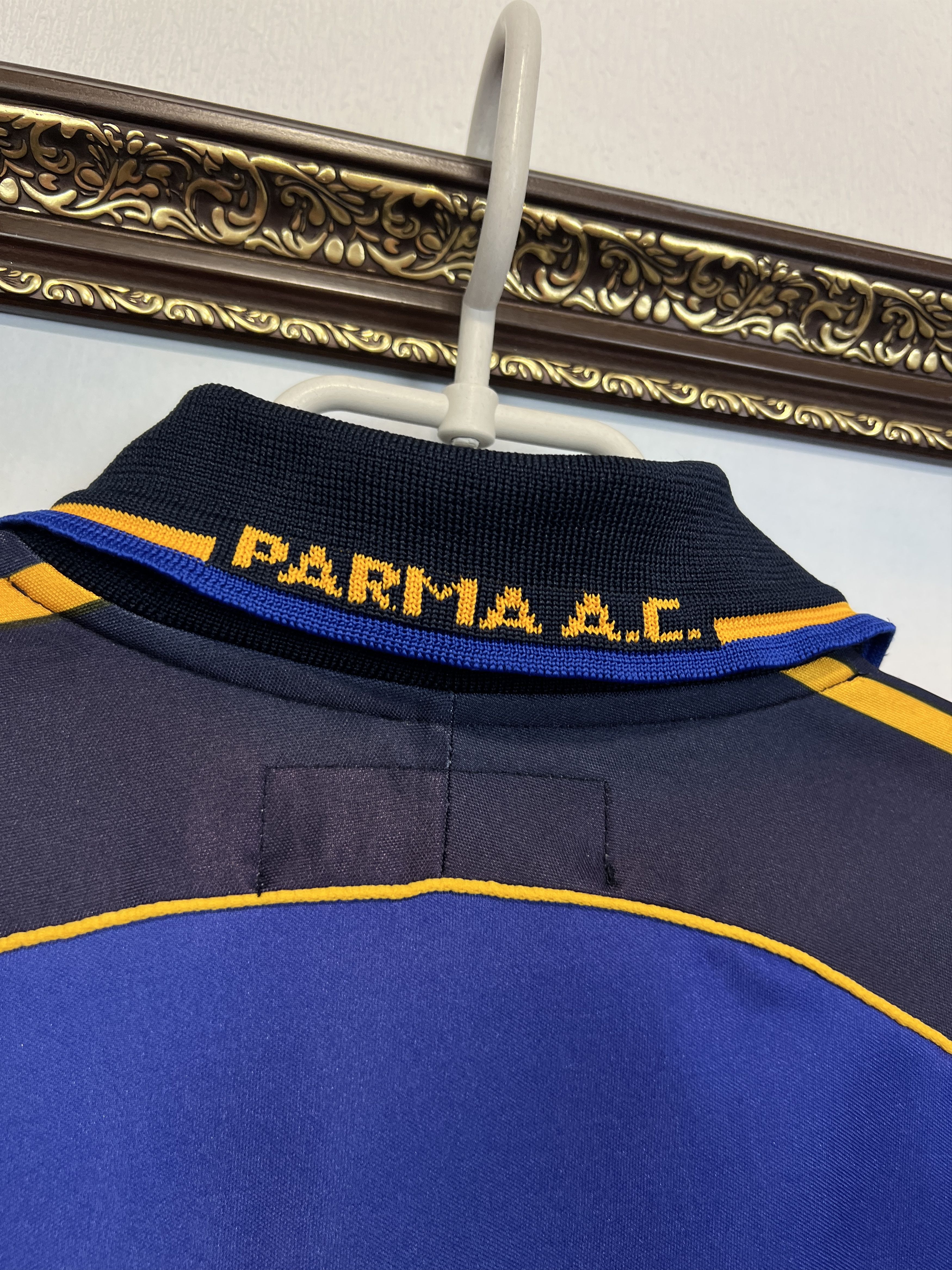 Champion Vintage Parma Football Train Shirt Soccer Maglia Jersey Size US L / EU 52-54 / 3 - 10 Thumbnail