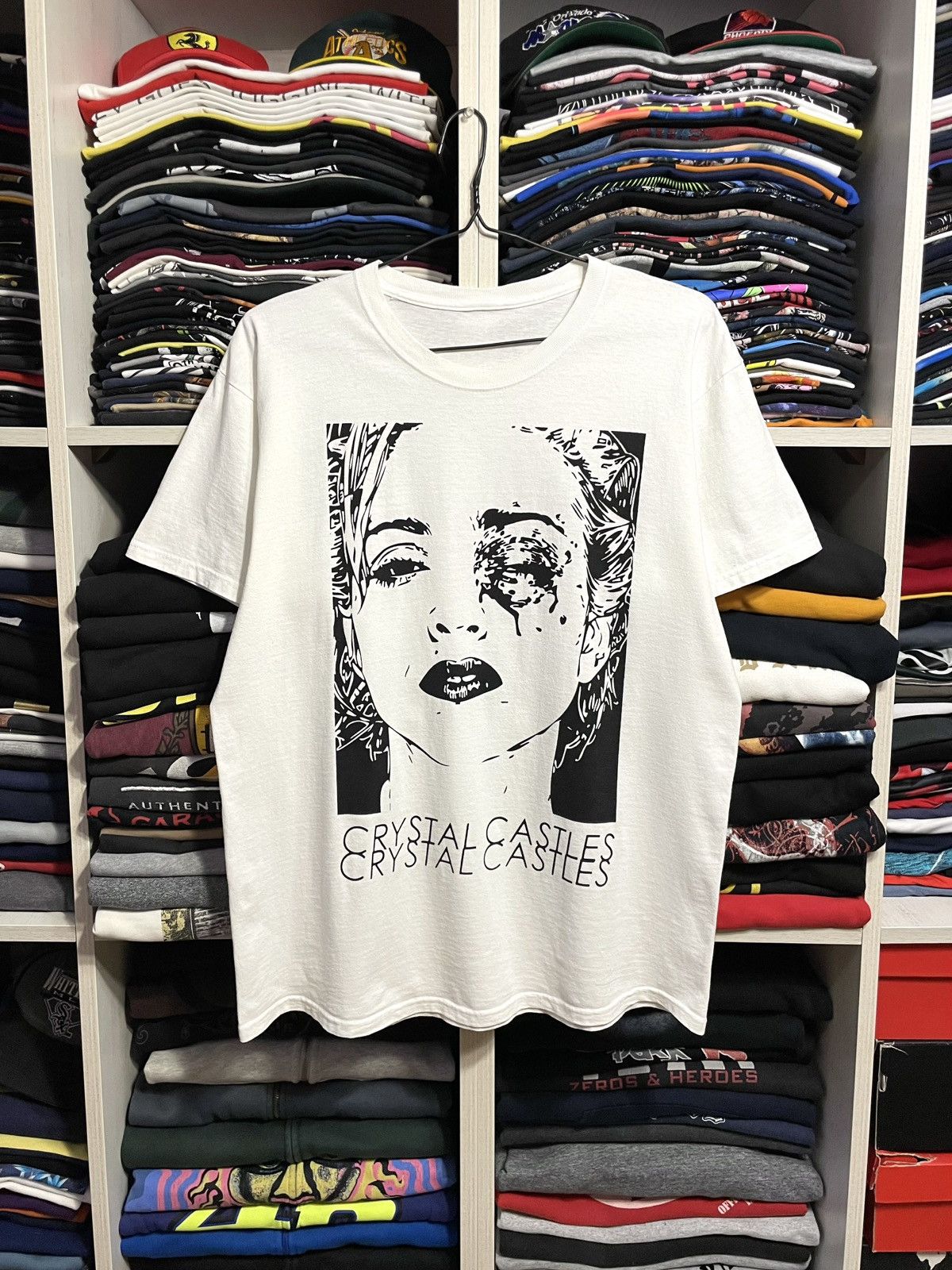 Band Tees × Streetwear × Vintage Crystal Castles Madonna Potrait