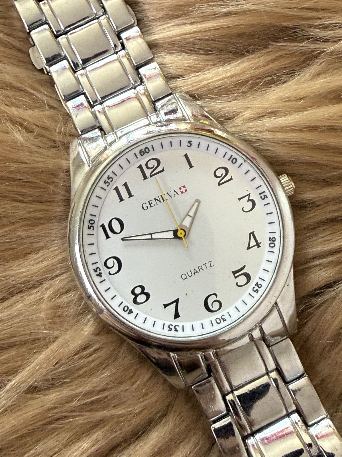 Geneva Geneva Wristwatch with Metal Strap, Minimalist Men's Quartz Size ONE SIZE - 5 Thumbnail
