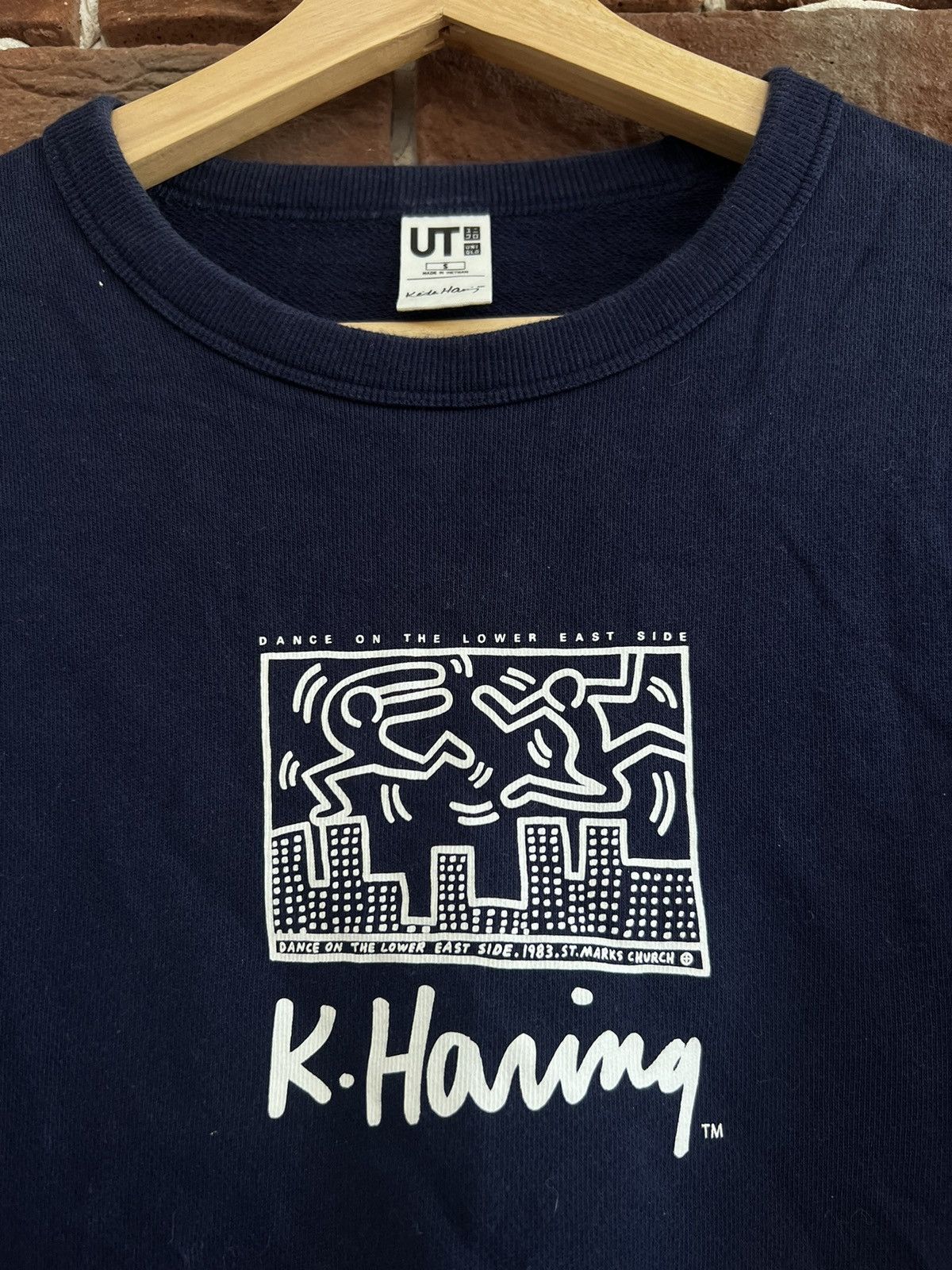 Keith Haring Keith Haring x Uniqlo Sweatshirt Crewneck Hype Streetwear / Size US S / EU 44-46 / 1 - 2 Thumbnail