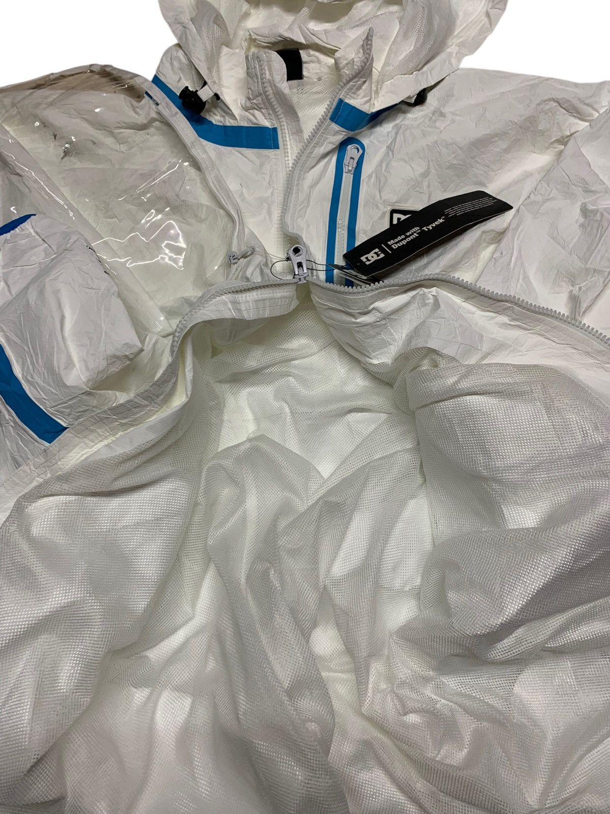 Designer × Vintage DC shoes Japan release tyvek outerwear Size US XL / EU 56 / 4 - 9 Thumbnail