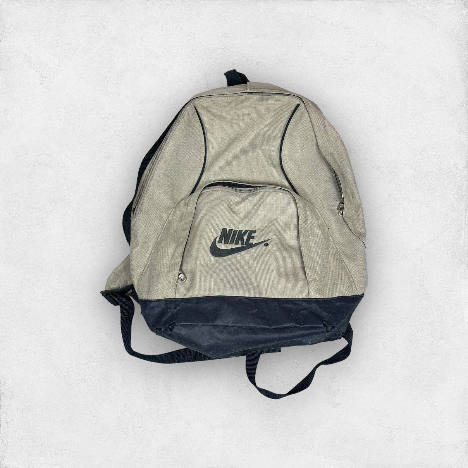 Nike × Vintage Nike Men's Gray Black Polyester Swoosh Pockets Backpack Bag Size ONE SIZE - 1 Thumbnail