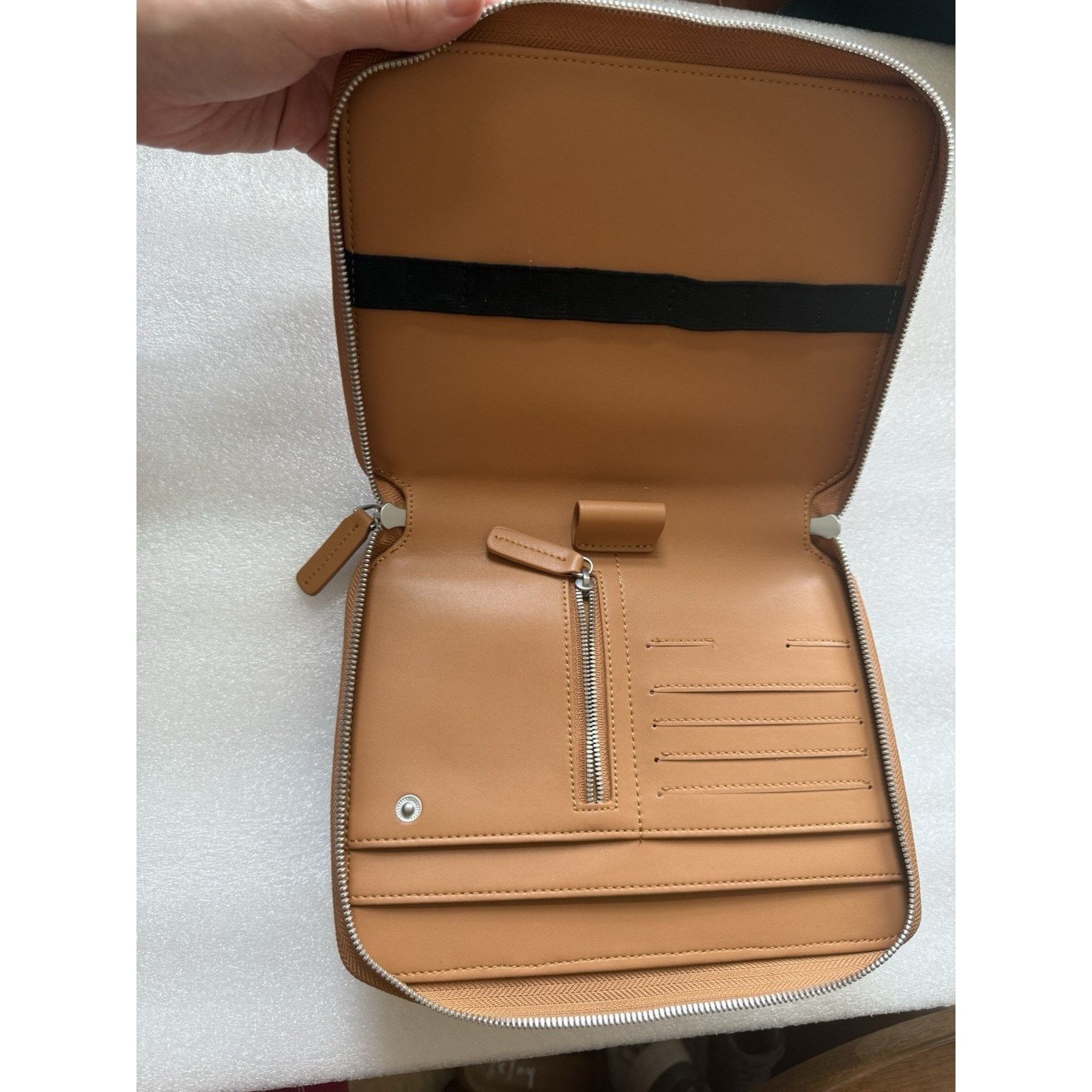 Other Monos Vegan Leather Tech Folio Travel Kit Snap Fidlock Tan Size ONE SIZE - 2 Thumbnail