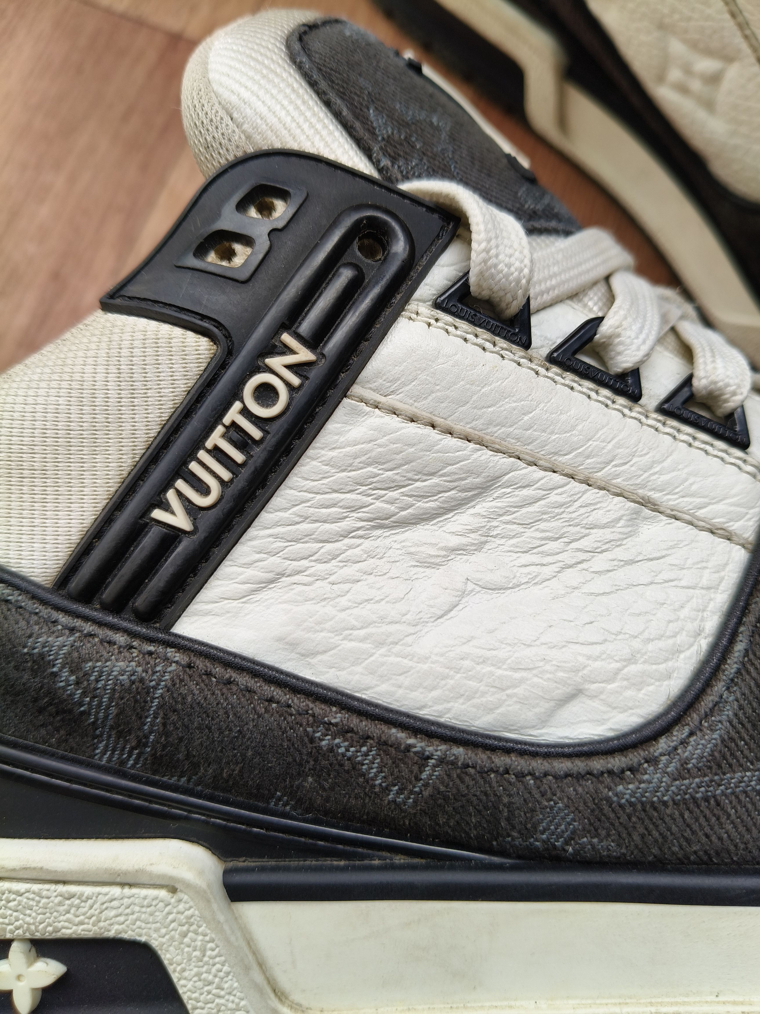 Louis Vuitton Louis Vuitton Trainers Sneakers Trainer Shoes Size 8 / 41 Size US 8 / EU 41 - 12 Thumbnail
