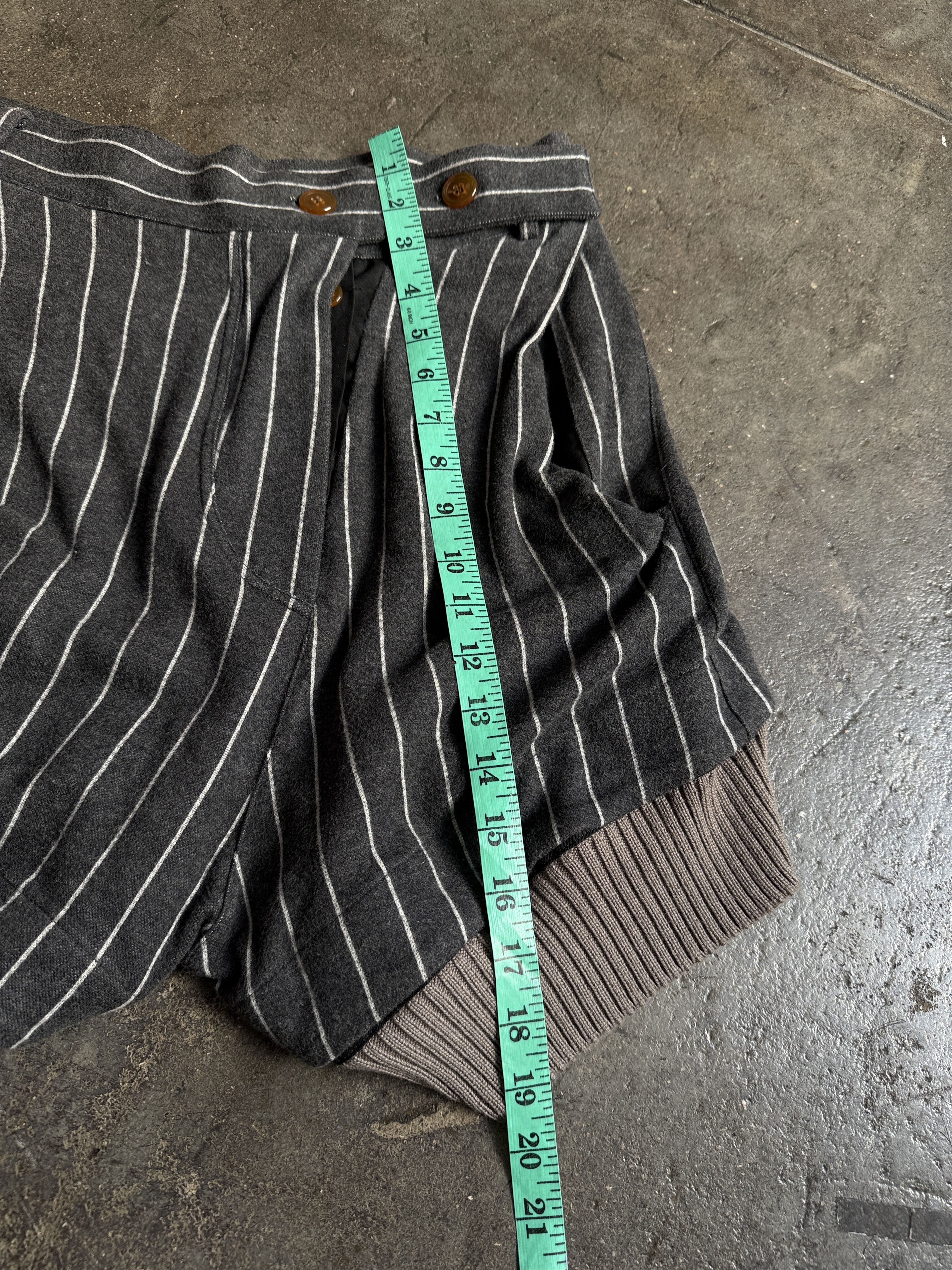 Vivienne Westwood Brand New 2011 Red Label Alchoholic Shorts Size 25" / US 0 / IT 36 - 13 Thumbnail