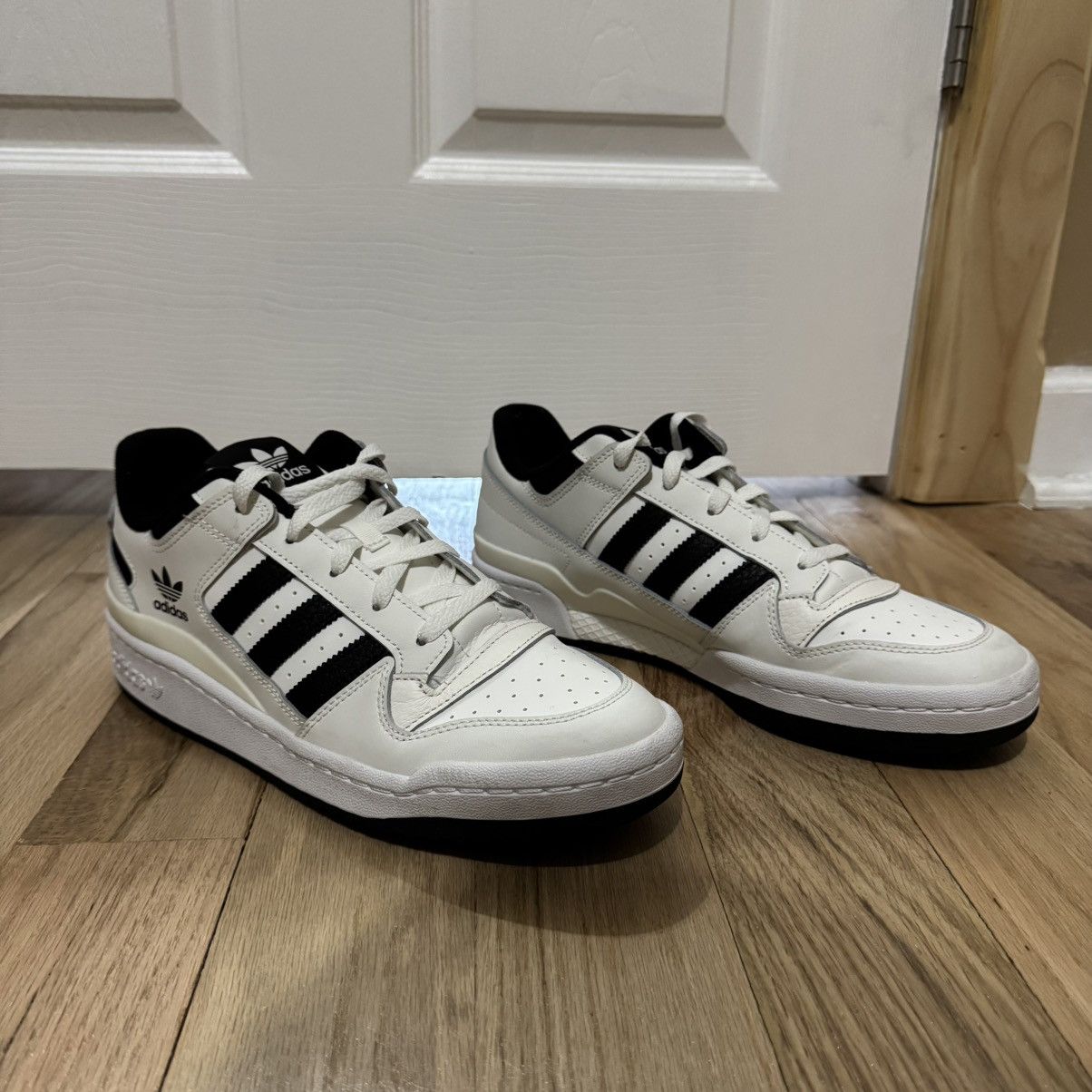 Adidas Adidas Men's Forum Low Classic Shoes Size US 10.5 / EU 43-44 - 2 Thumbnail