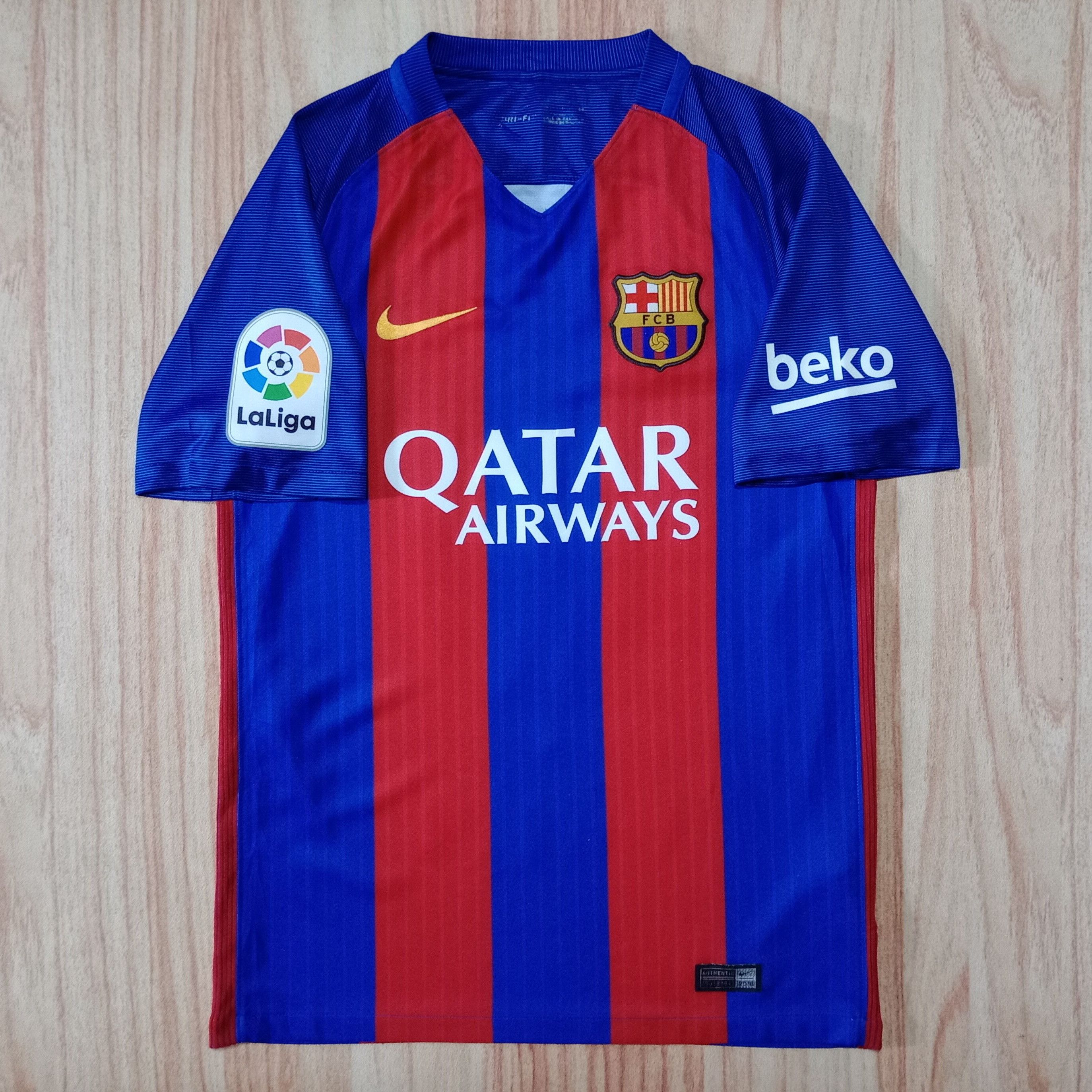 image of Nike x Soccer Jersey Fc Barcelona 2016-2017 Home Jersey Lionel Messi 10 in Red Blue (Size Small)