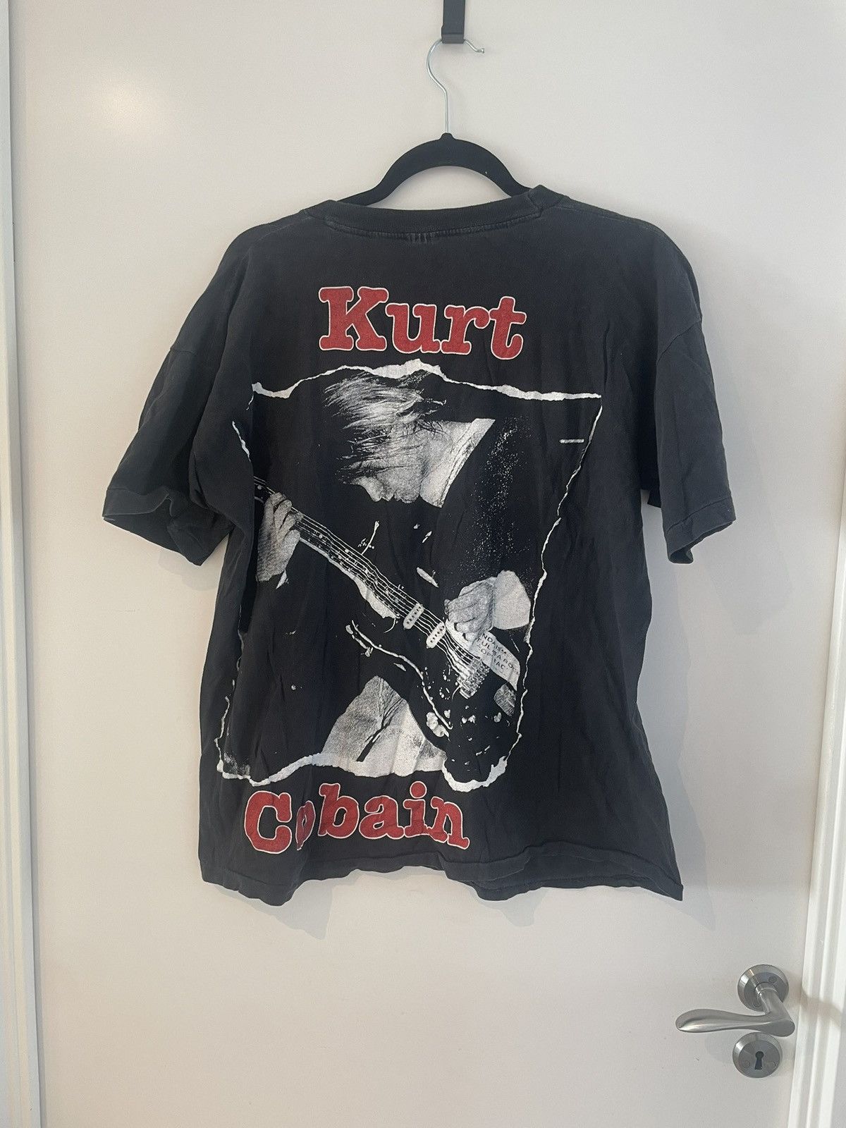Nirvana Nirvana Kurt Cobain 1990s vintage tshirt single stitch Size US L / EU 52-54 / 3 - 3 Thumbnail