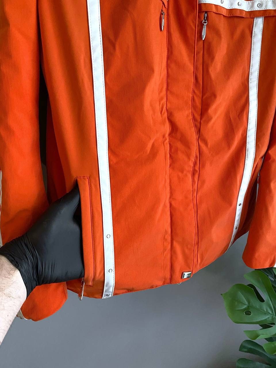 Descente Descente Women's Orange Ski Jacket, Size M Size M / US 6-8 / IT 42-44 - 10 Thumbnail