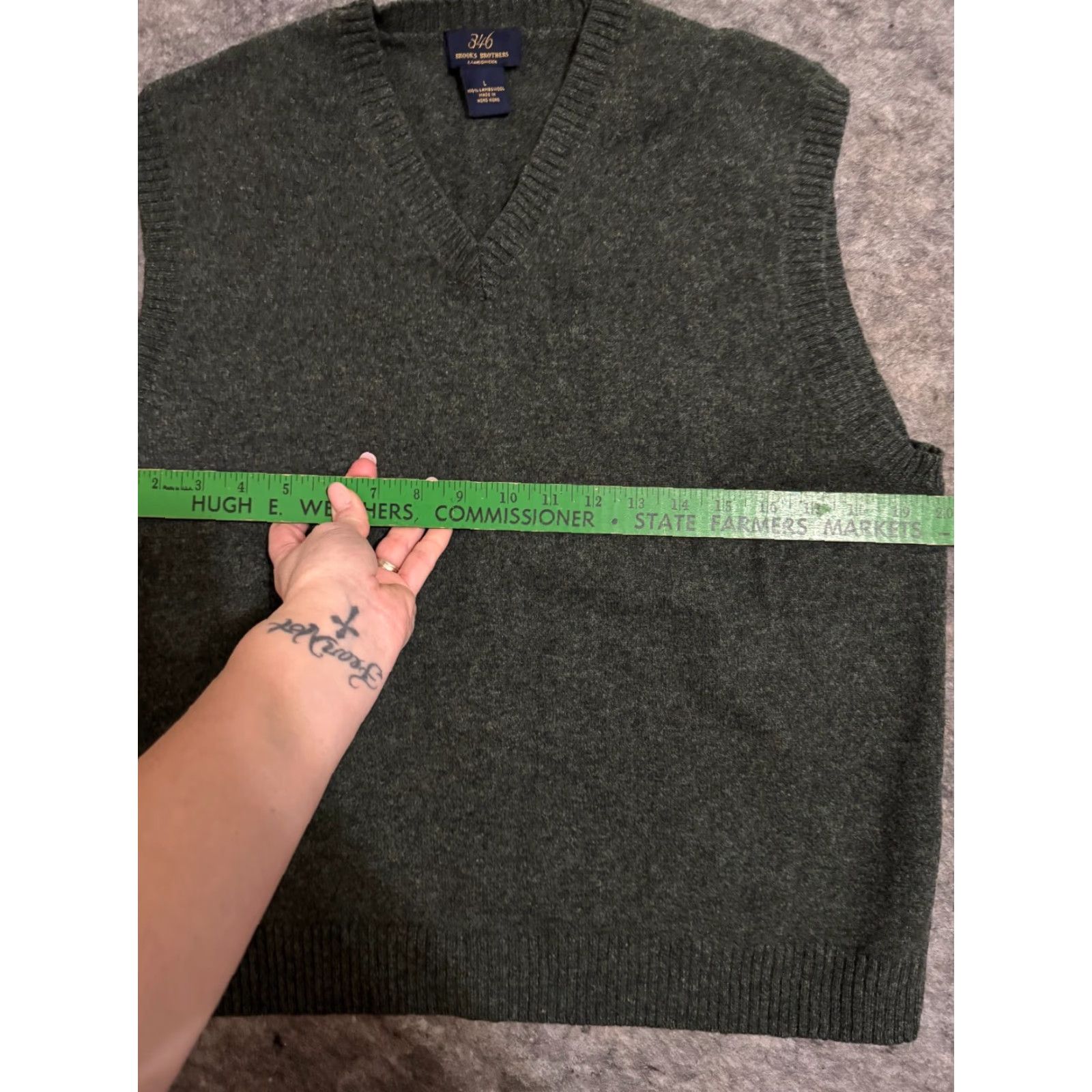 Brooks Brothers Brooks Brothers Sweater Vest Men's Merino Wool Sleeveless Knit V-Neck Green L Regular Size US L / EU 52-54 / 3 - 7 Thumbnail