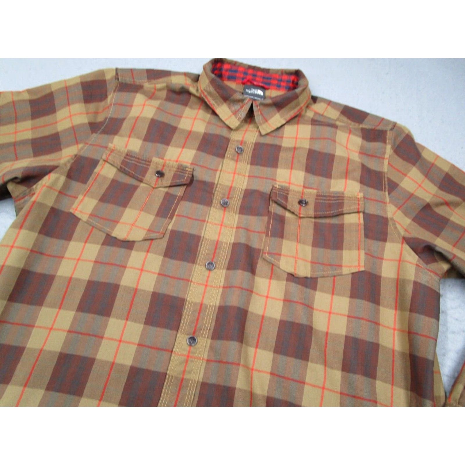 The North Face The North Face Shirt Mens Large Brown Button Up Snap Front Hike Workwear Travel Size US L / EU 52-54 / 3 - 2 Thumbnail