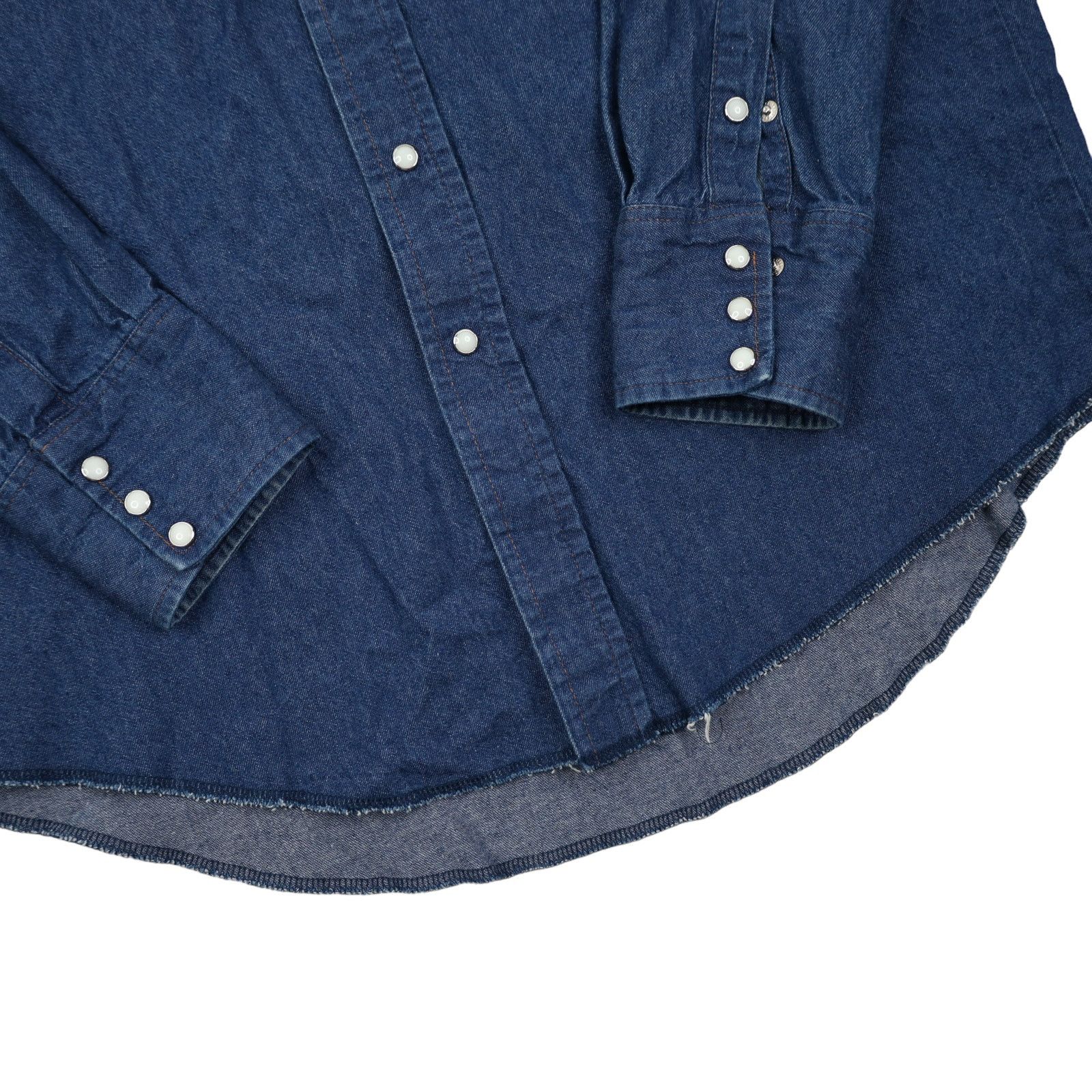 Vintage × Wrangler Vintage Wrangler Pearl Snap Down Denim Western Shirt Size US XL / EU 56 / 4 - 3 Thumbnail