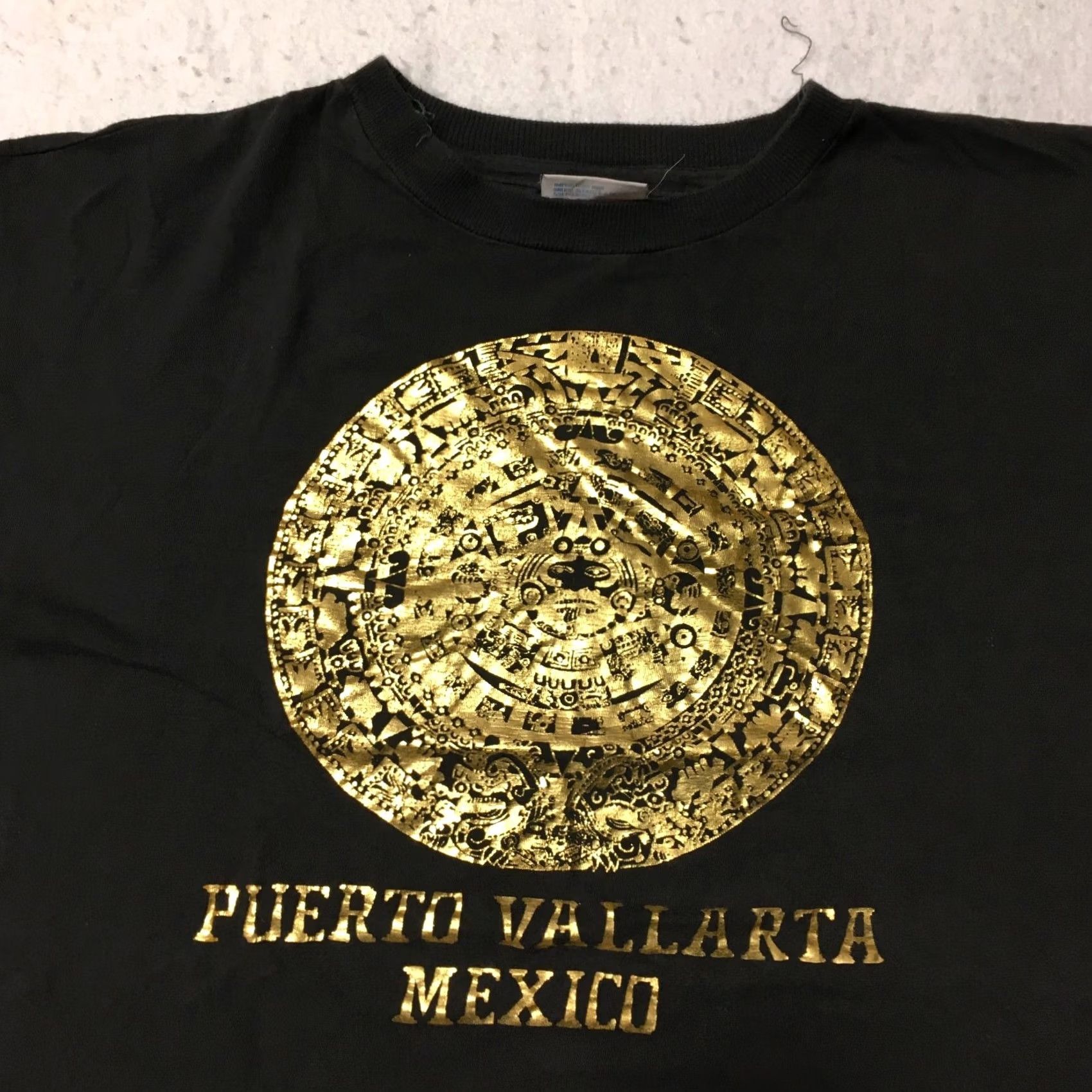 Vintage VTG Puerto Vallarta Men's T-Shirt large Single Stitch Aztec Calendar Graphic Shirt Mens L Black Aztec 80s 90s Beach Tribal Vintage Size US L / EU 52-54 / 3 - 2 Thumbnail