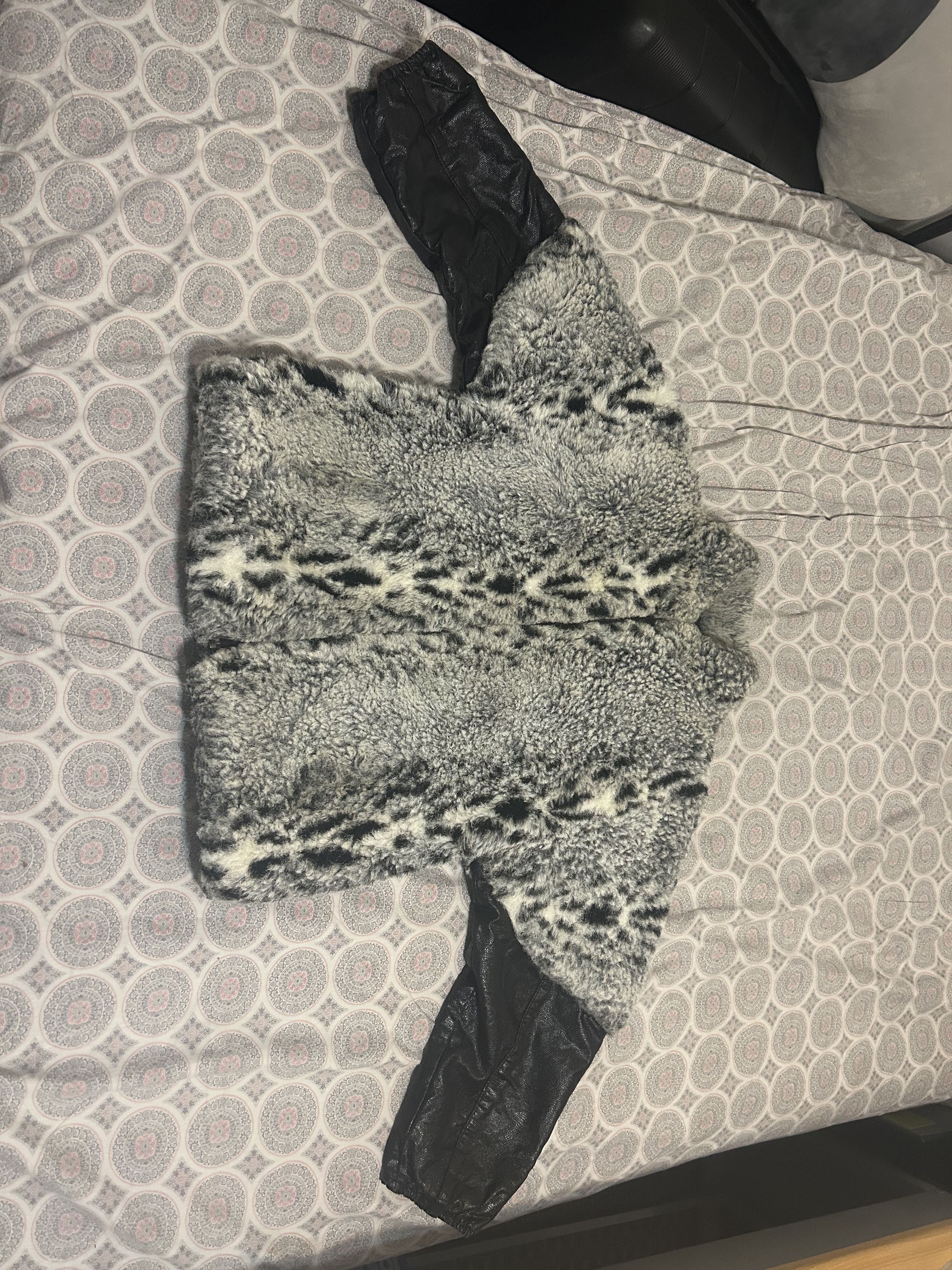 Other Hillmoor new york black and grey faux fur jacket Size US M / EU 48-50 / 2 - 1 Thumbnail