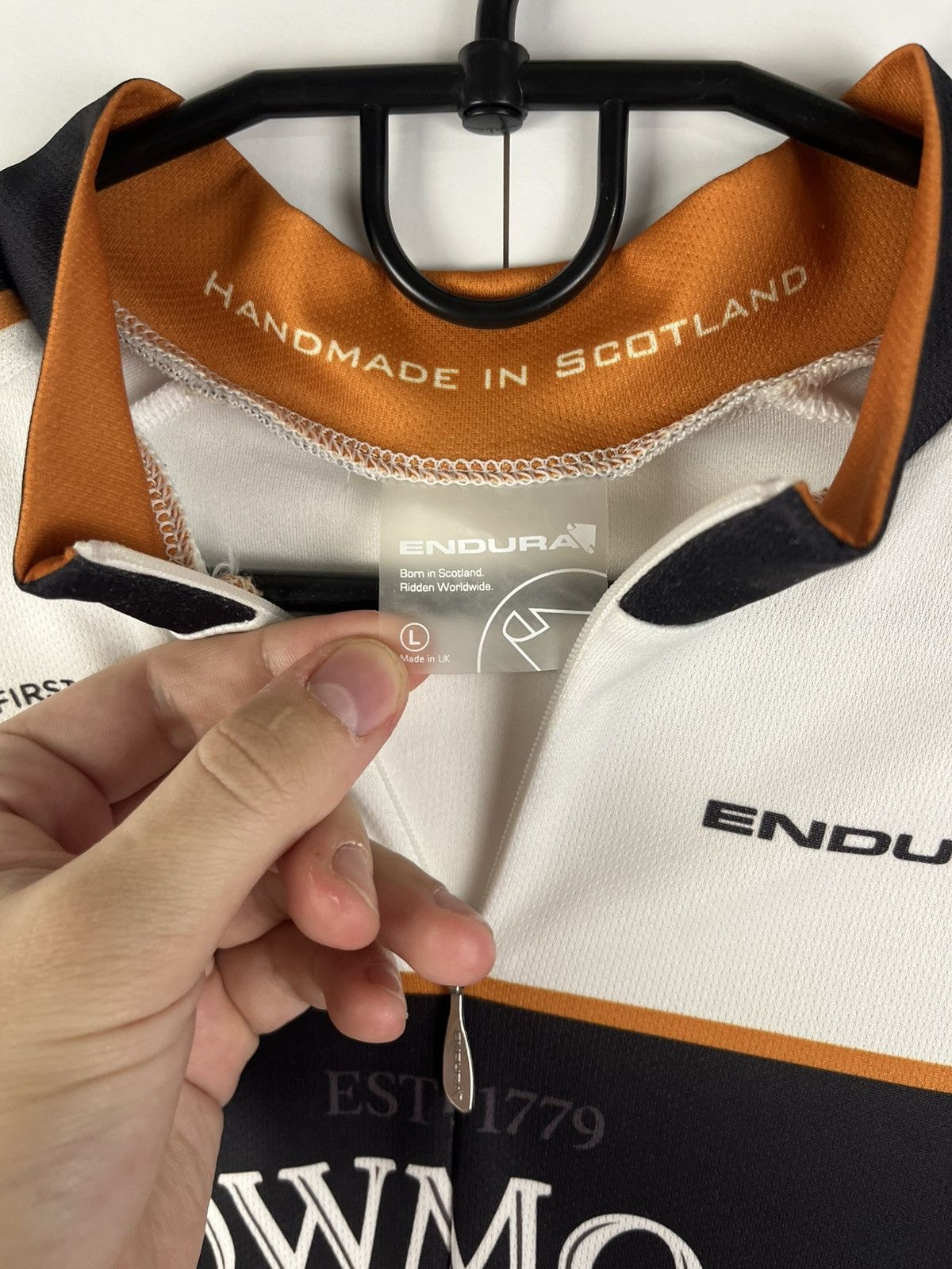 Other Endura Bowmore Whisky Short Sleeve Cycle Jersey Size US L / EU 52-54 / 3 - 8 Thumbnail