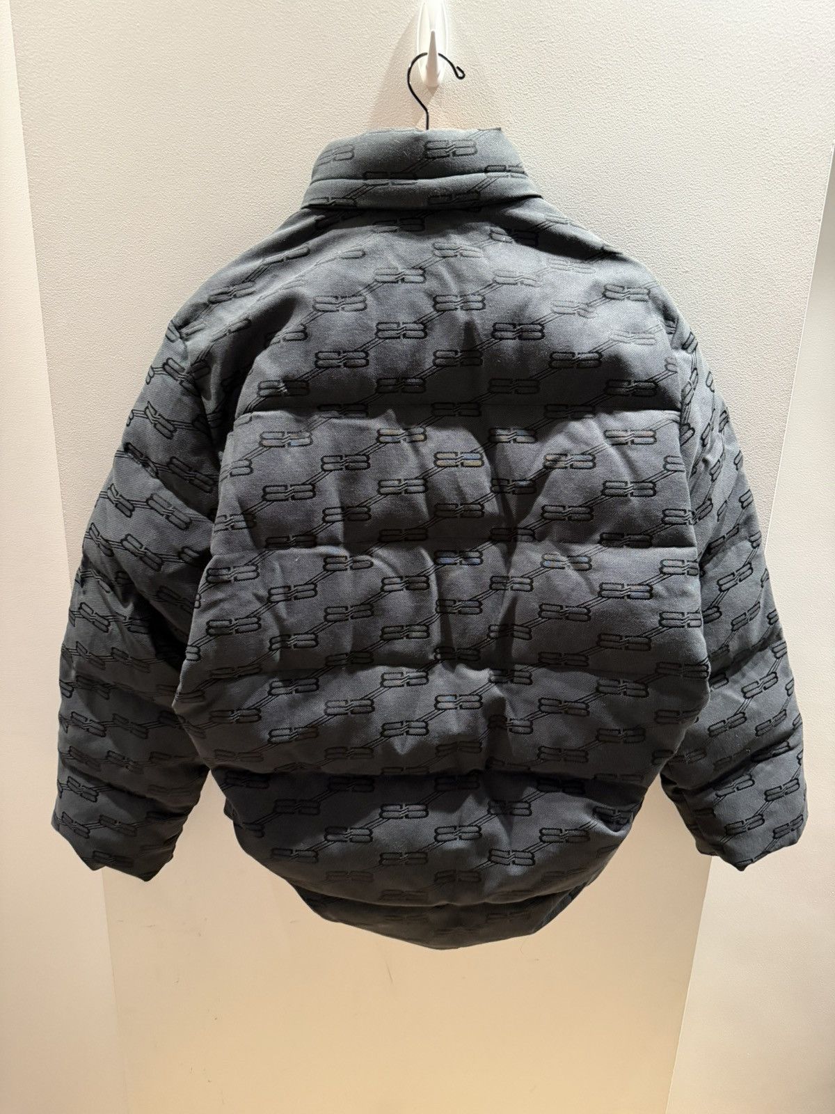 Balenciaga Balenciaga BB Monogram Puffer Down Jacket size 38 Size US M / EU 48-50 / 2 - 7 Thumbnail